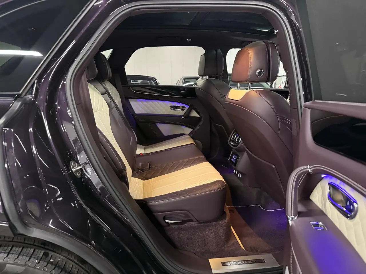 Bentley Bentayga снимка Bentley Bentayga