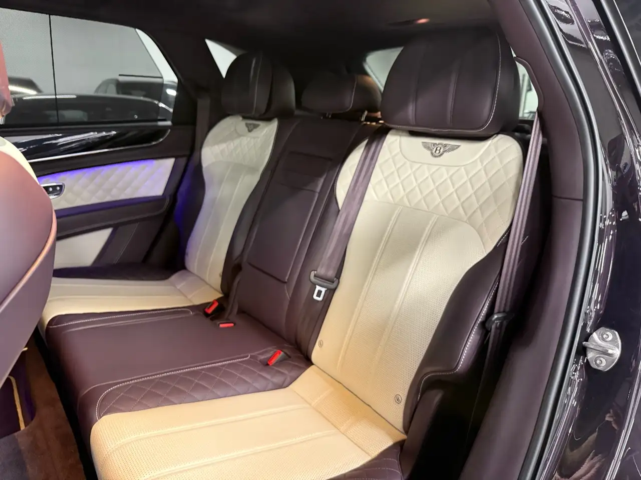 Bentley Bentayga снимка Bentley Bentayga