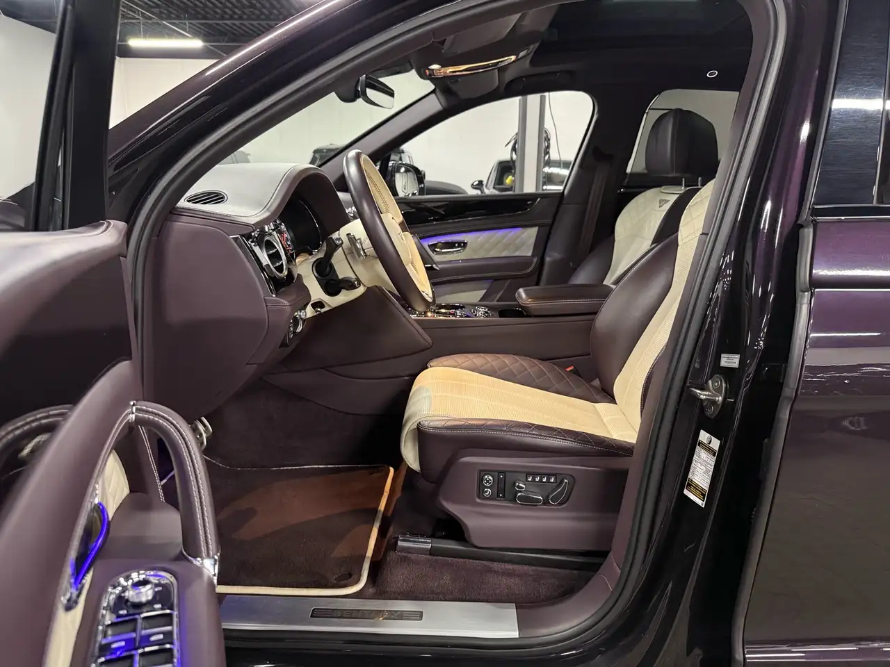 Bentley Bentayga снимка Bentley Bentayga