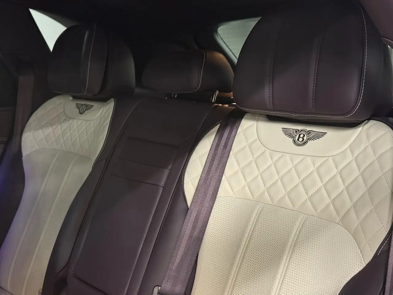 Bentley Bentayga снимка Bentley Bentayga