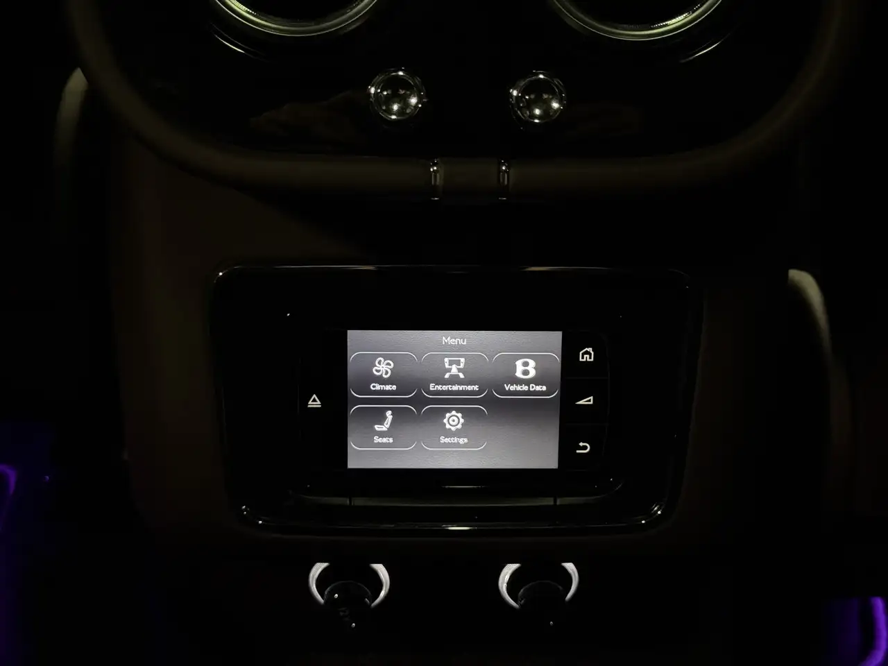 Bentley Bentayga снимка Bentley Bentayga