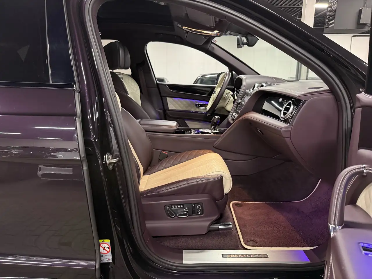 Bentley Bentayga снимка Bentley Bentayga