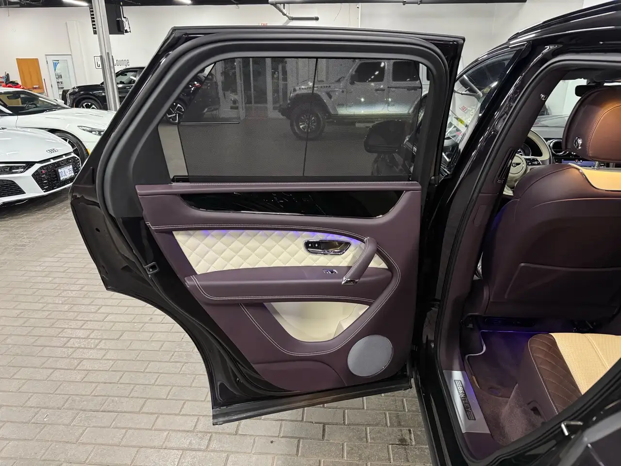 Bentley Bentayga снимка Bentley Bentayga