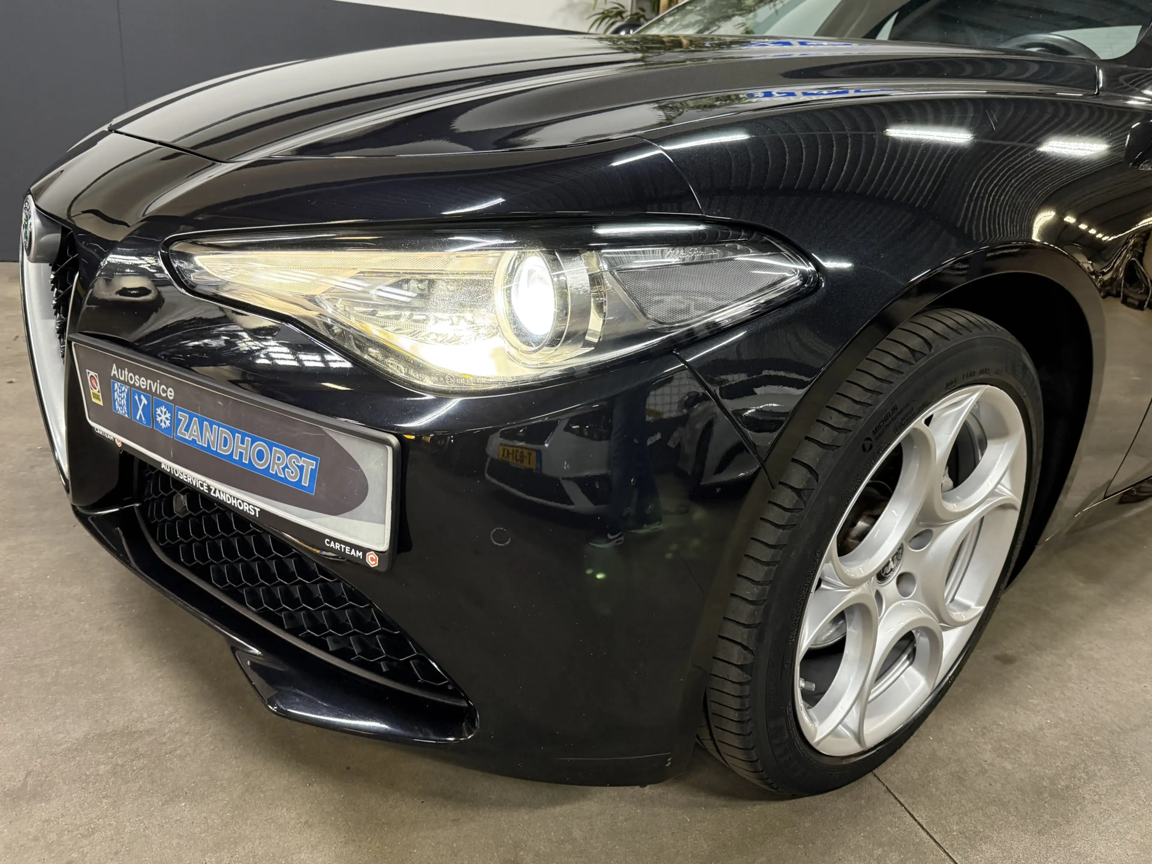 Alfa Romeo Giulia 2.0T // Camera // Adapt. Cruise — photo 8
