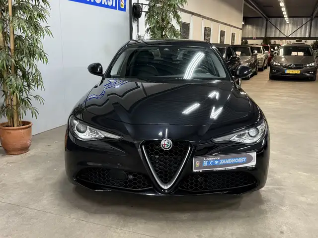 Alfa Romeo Giulia view 2
