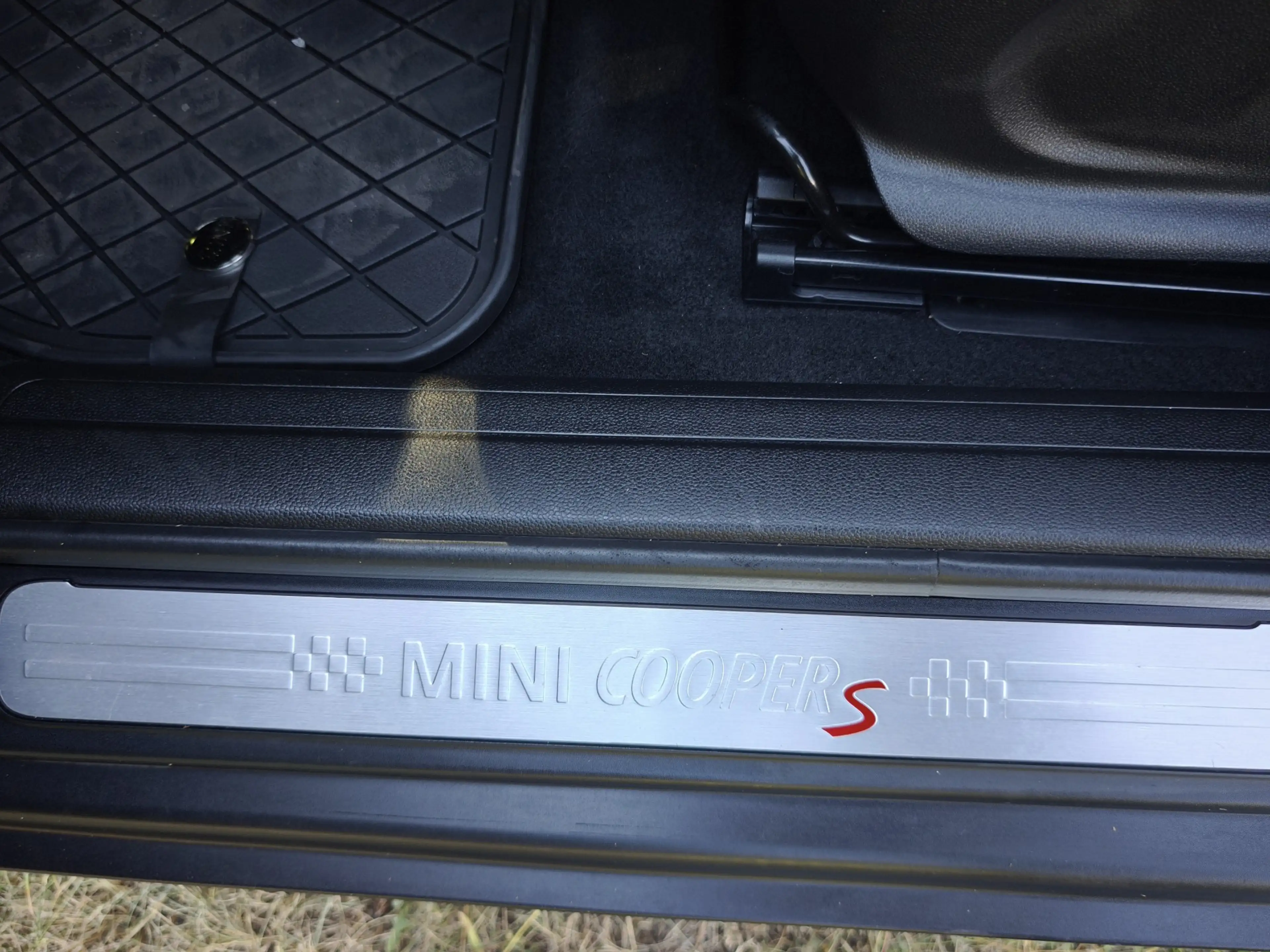 MINI Cooper S Clubman Cooper S All4 Automatik Navi Leder LED Scheinverfe — photo 16