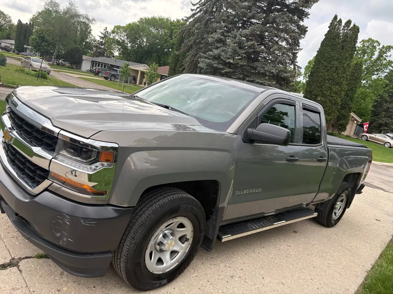 Chevrolet Silverado 1500 снимка Chevrolet Silverado 1500