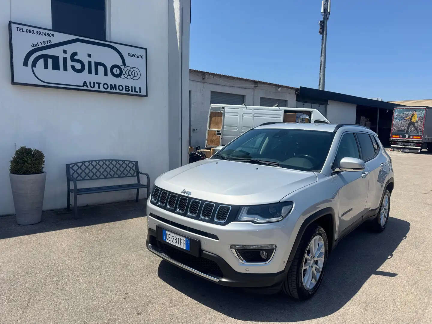 Jeep Compass Compass 1.3 turbo Limited 2wd- 2021 Argent - 1