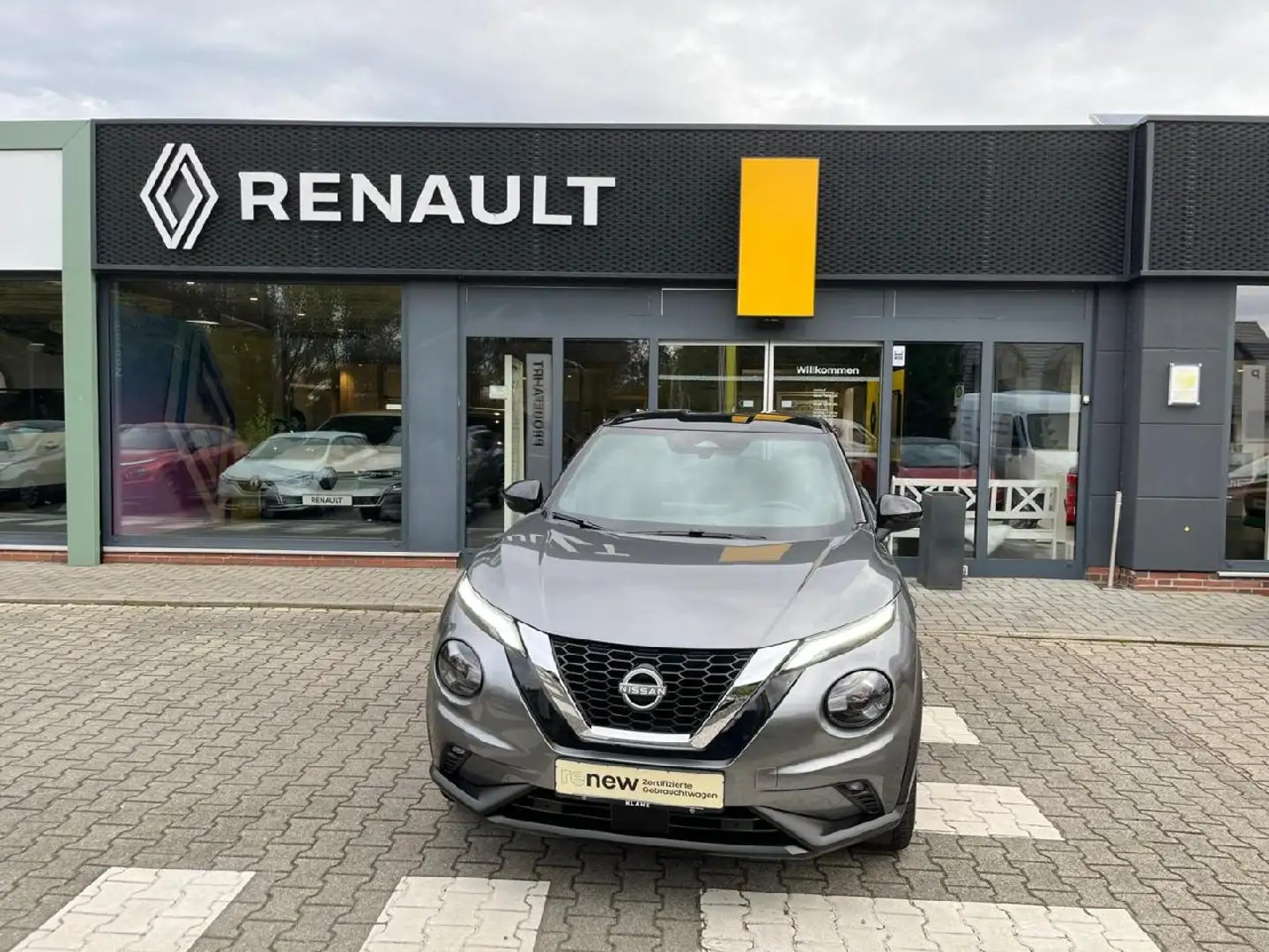 Nissan Juke 1.0 DIG-T N-Connecta DCT Gris - 1