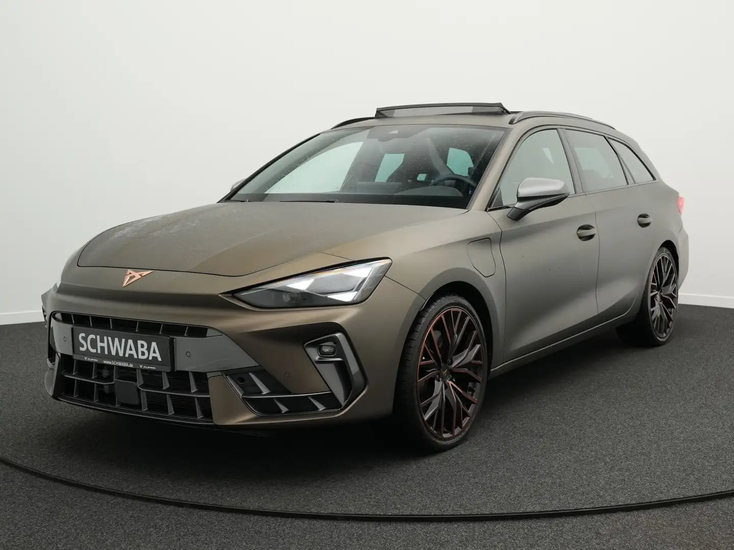 CUPRA Leon Sportstourer VZ 1.5 e-HYBRID *LED*ACC*R-KAM Braun - 2