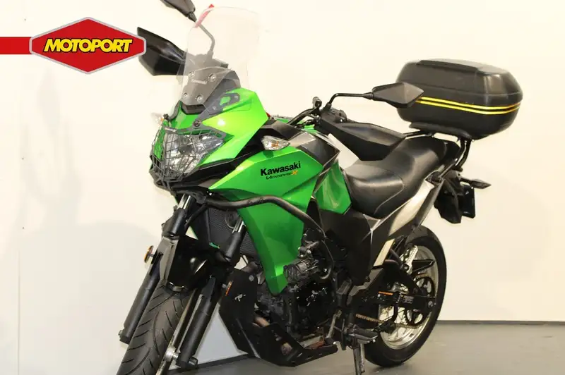 Kawasaki VERSYS-X 300 - foto 2