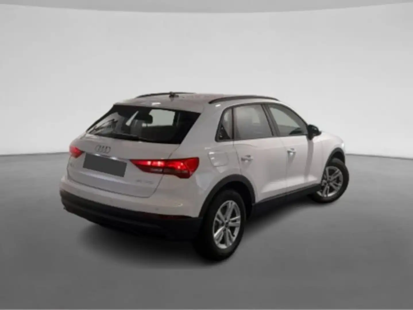 Audi Q3 City Line 35 TFSI 110 kW (150 CV) S tronic Blanco - 2