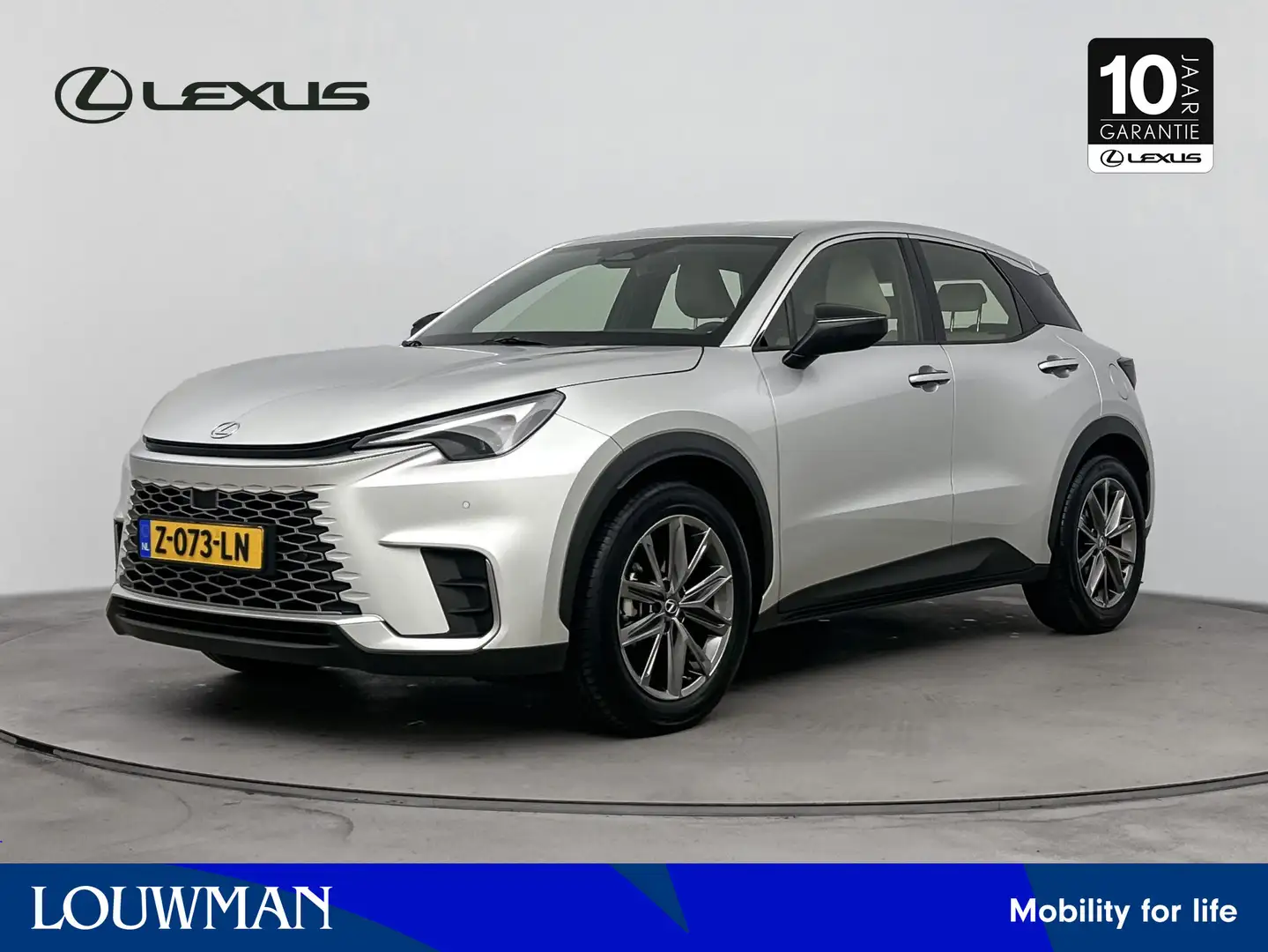 Lexus LBX Elegant 2WD | Stoel & Stuurverwarming | Apple Carp Grijs - 1