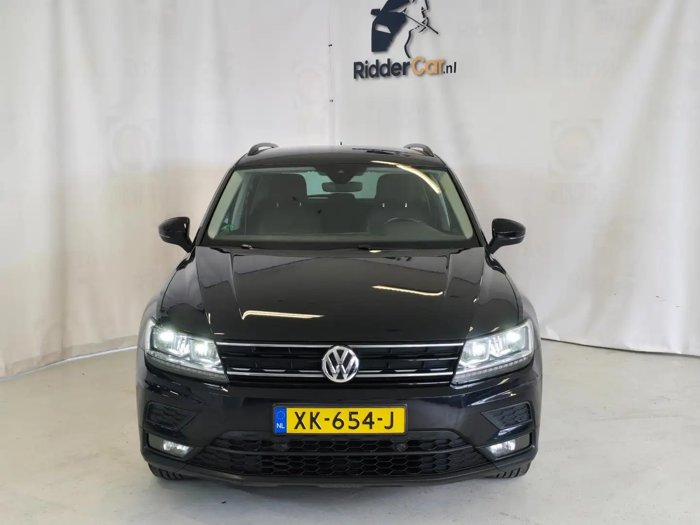 Volkswagen Tiguan 1.5 TSI Comfortline|NAP|1E EIG|CARPLAY|NAVI|CRUISE Zwart - 2