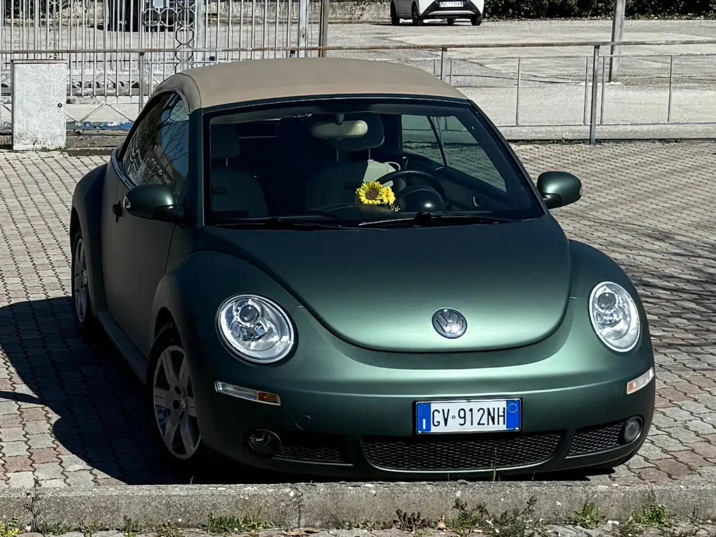 Volkswagen New Beetle New Beetle Cabrio 1.9 tdi 105cv BABAYAGA ! Verde - 1