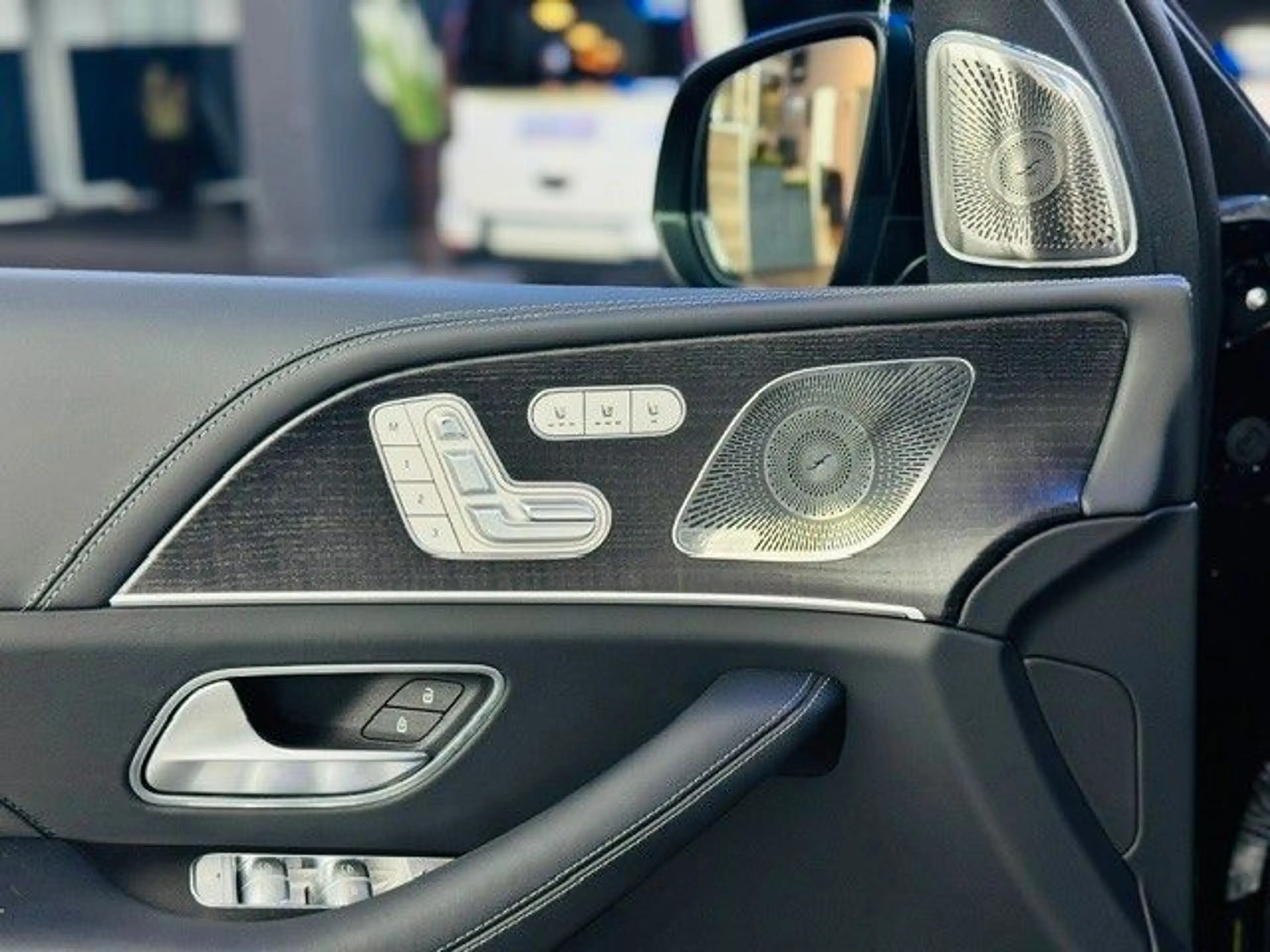 Mercedes-Benz GLS 600 4Matic Maybach-High End-Hüpft — photo 14