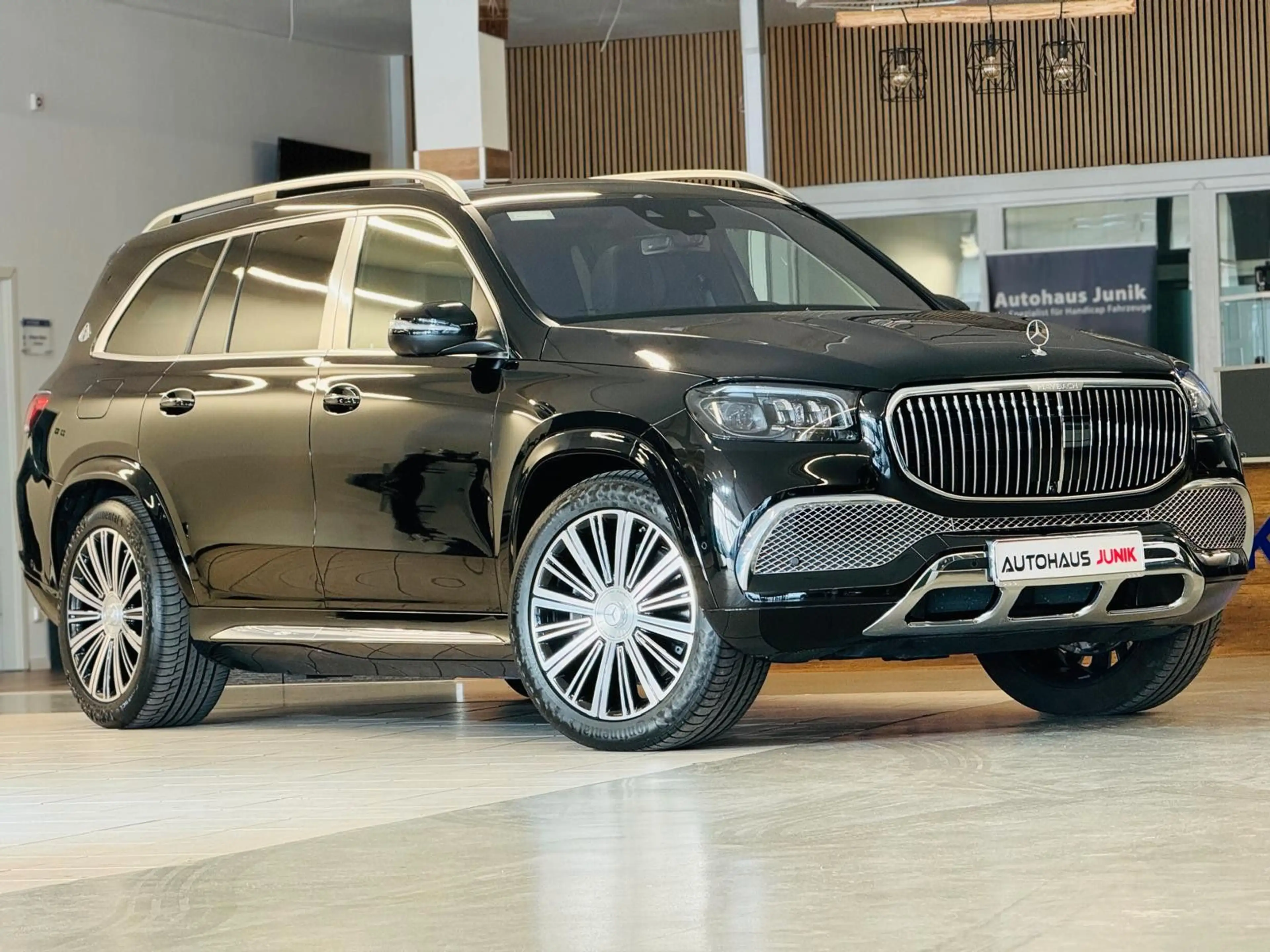 Mercedes-Benz GLS 600 4Matic Maybach-High End-Hüpft — photo 3