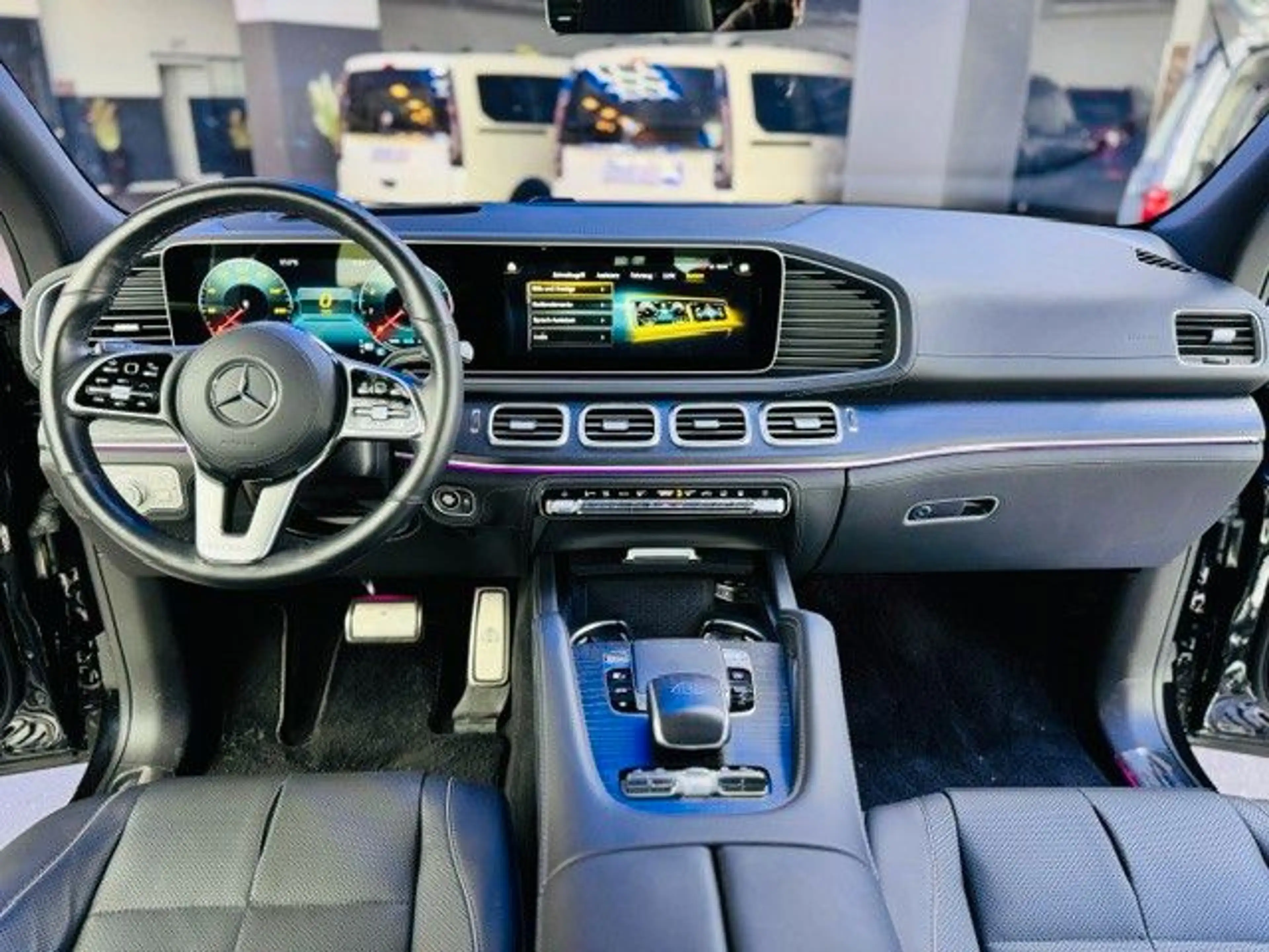 Mercedes-Benz GLS 600 4Matic Maybach-High End-Hüpft — photo 12