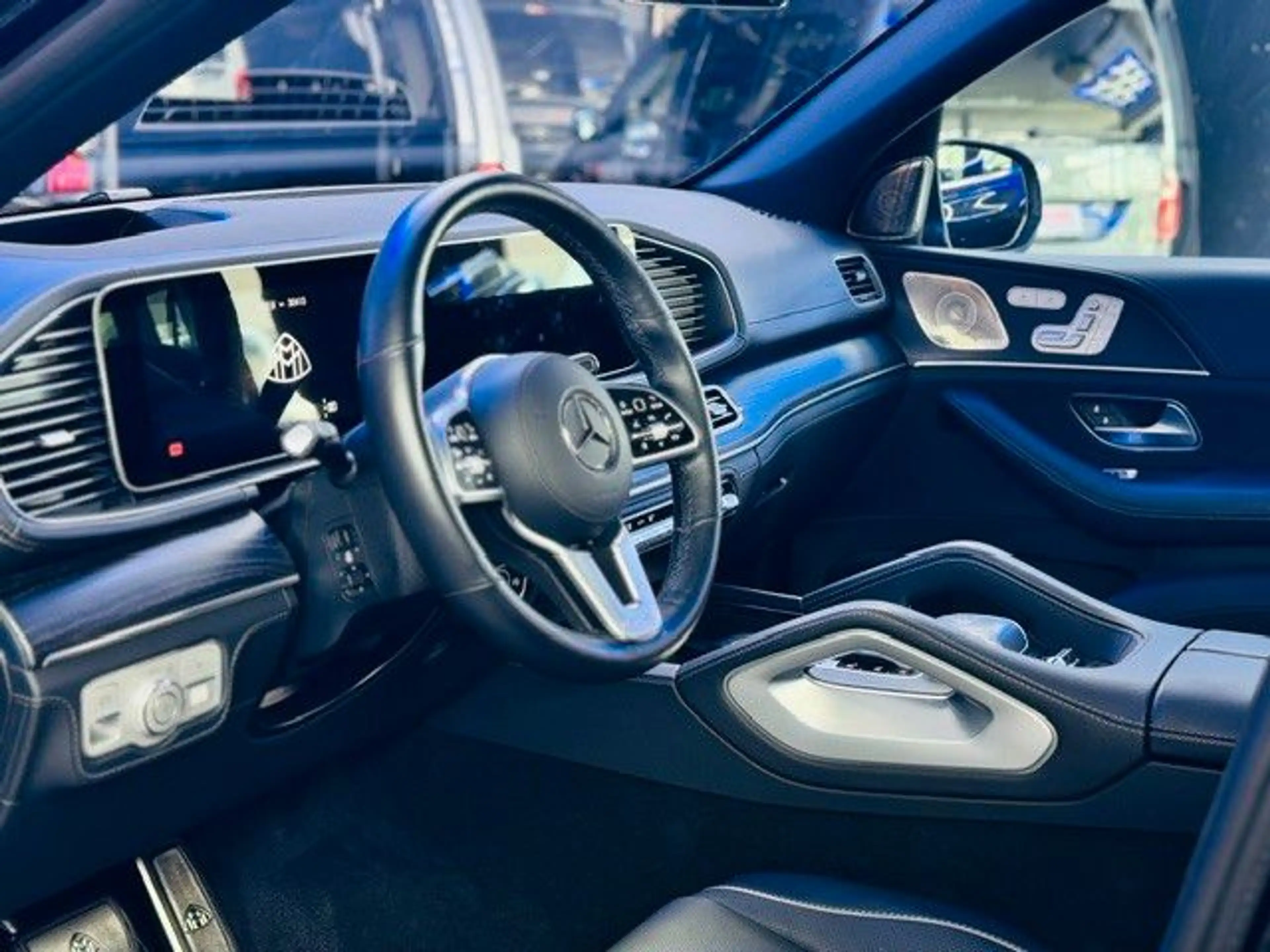 Mercedes-Benz GLS 600 4Matic Maybach-High End-Hüpft — photo 15