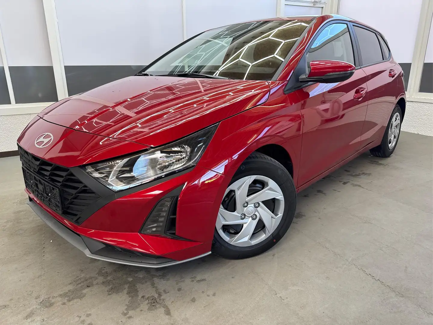 Hyundai i20 COMFORT FL NAVI RFK TEMPOMAT 1.2 MPI 57,9kW/79P... Rouge - 1