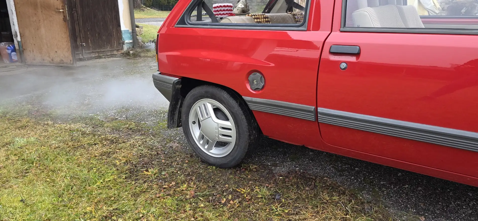 Opel Corsa Luxus 1,2 S - 1