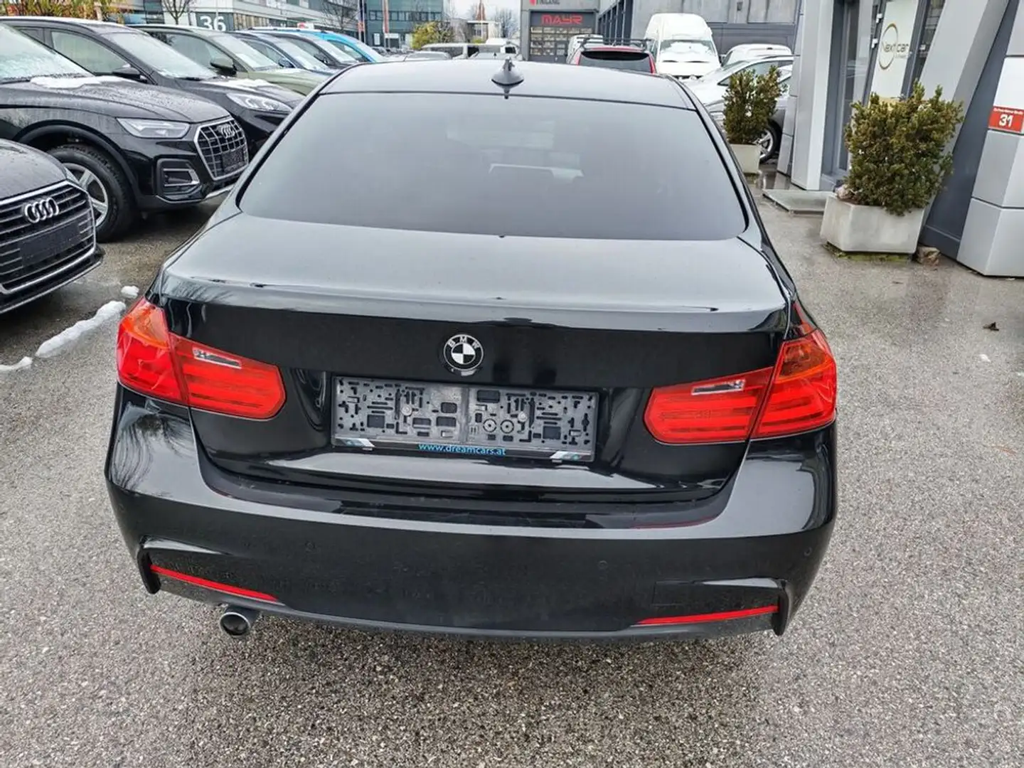 BMW 318 d xDrive M-Paket Black - 2