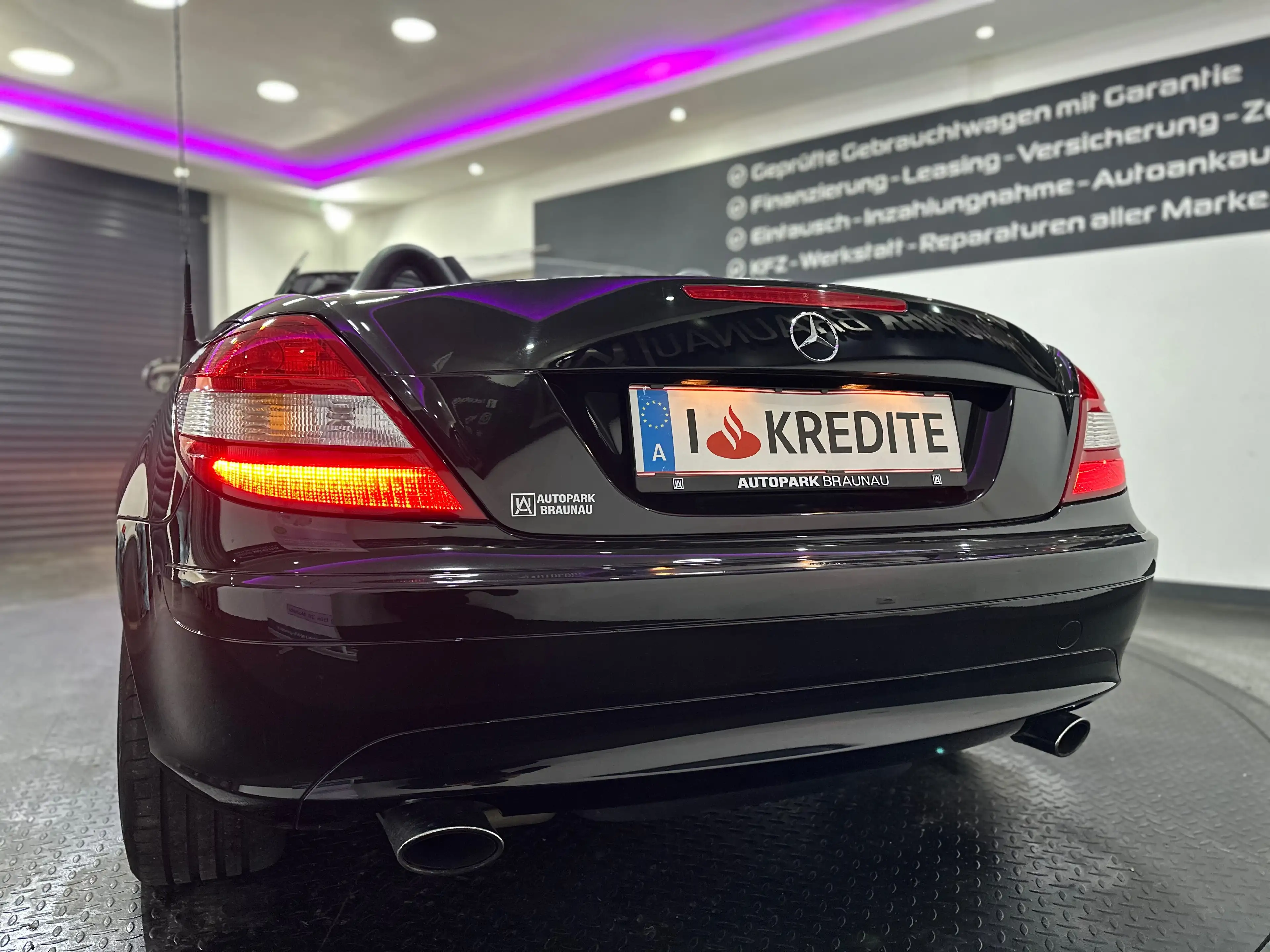 Mercedes-Benz SLK 200 Roadster Kompressor *47.000KM*LEDER* — photo 11