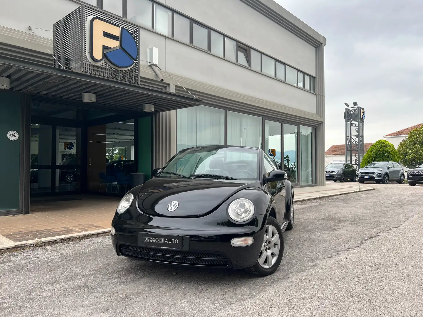 Volkswagen New Beetle New Beetle Cabrio 1.9 tdi 100cv Noir - 1
