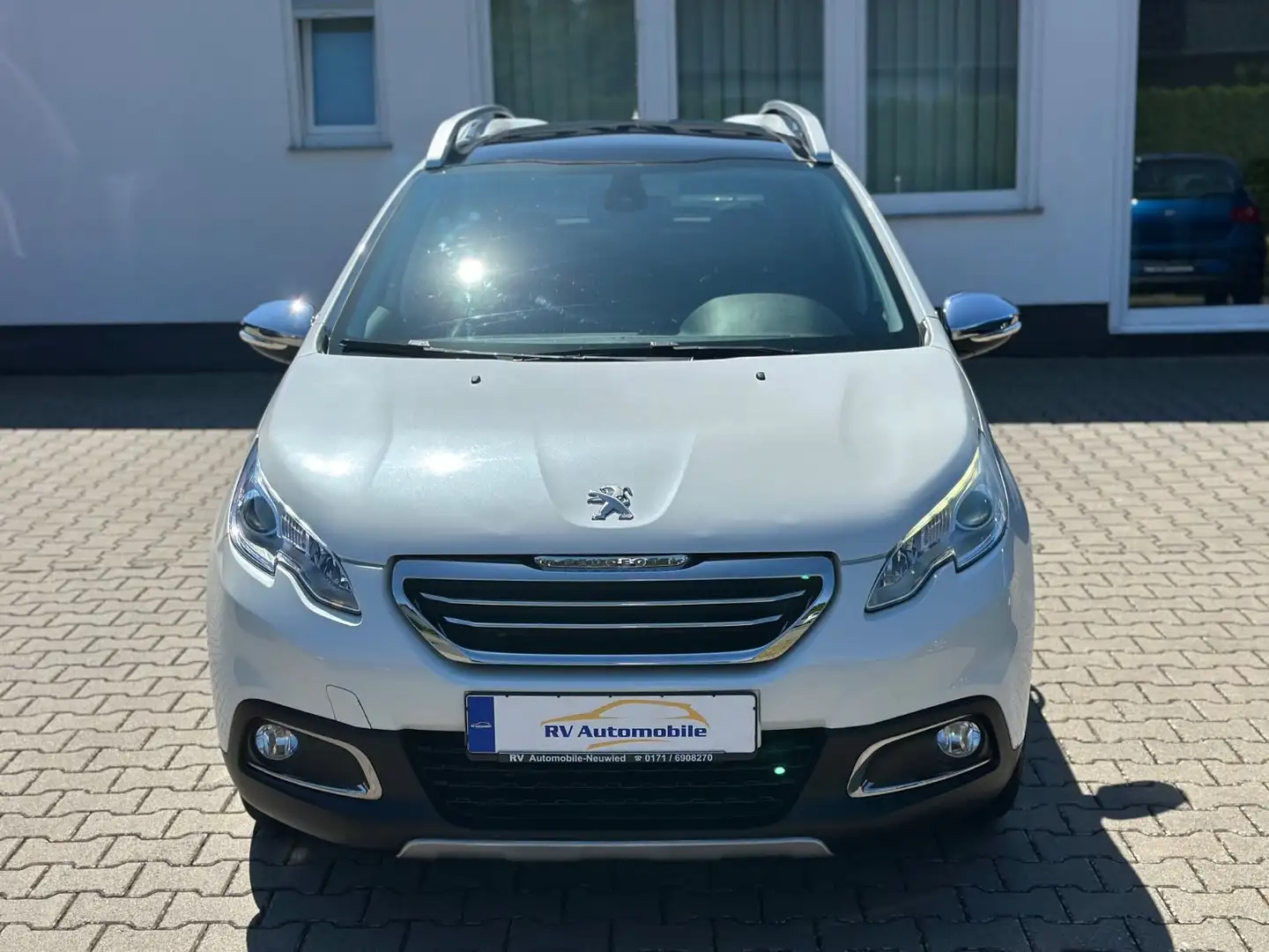 Peugeot 2008 Allure Weiß - 2