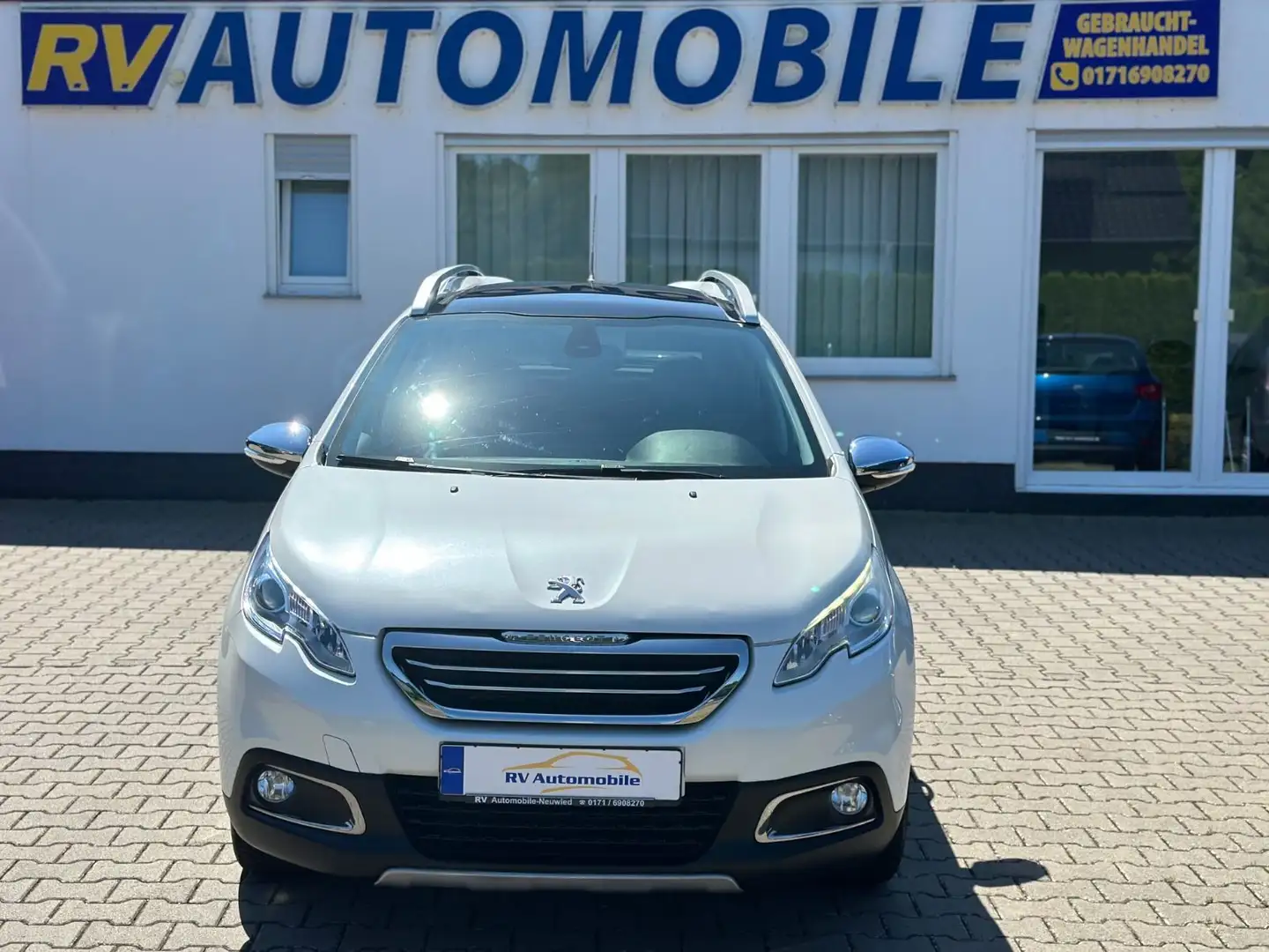 Peugeot 2008 Allure Weiß - 1