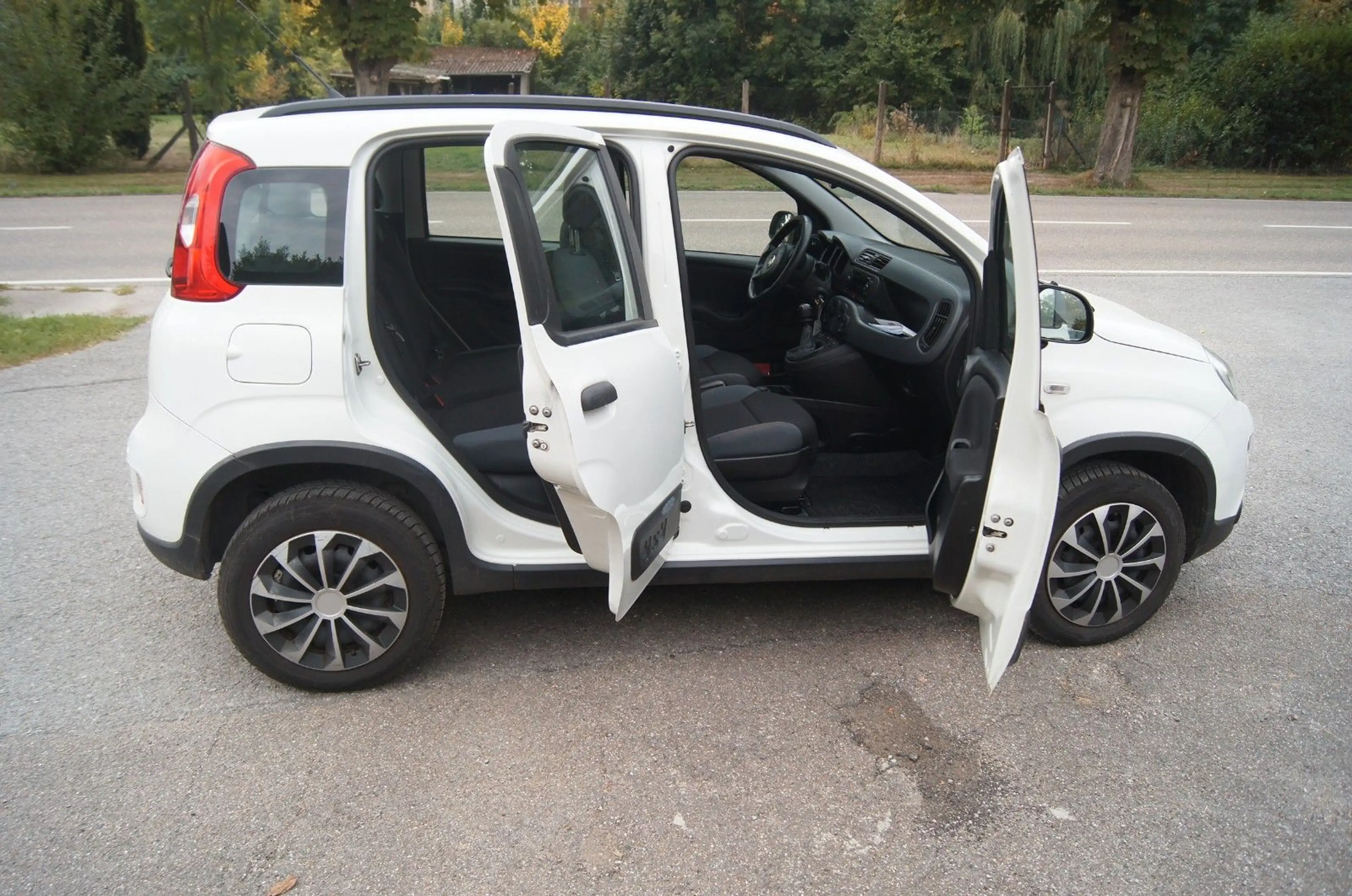 Fiat Panda Wild 4x4, ATM 38200 km,TÜV neu — photo 5