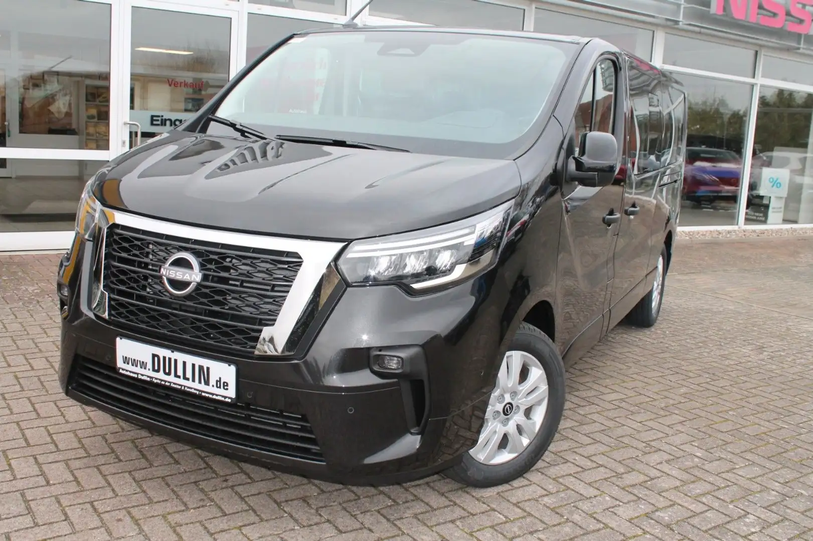Nissan Primastar L2H1 Tekna 8-Sitzer Automatik Noir - 2
