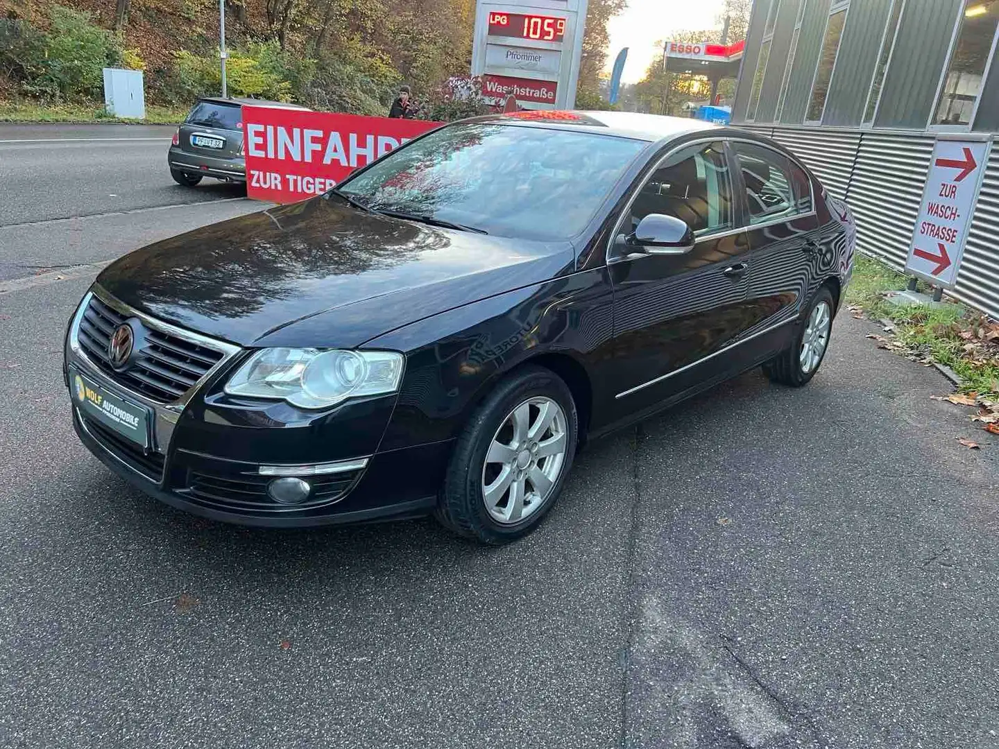 Volkswagen Passat 1.6 Comfortline Navi Klima 2 Hand Negro - 1