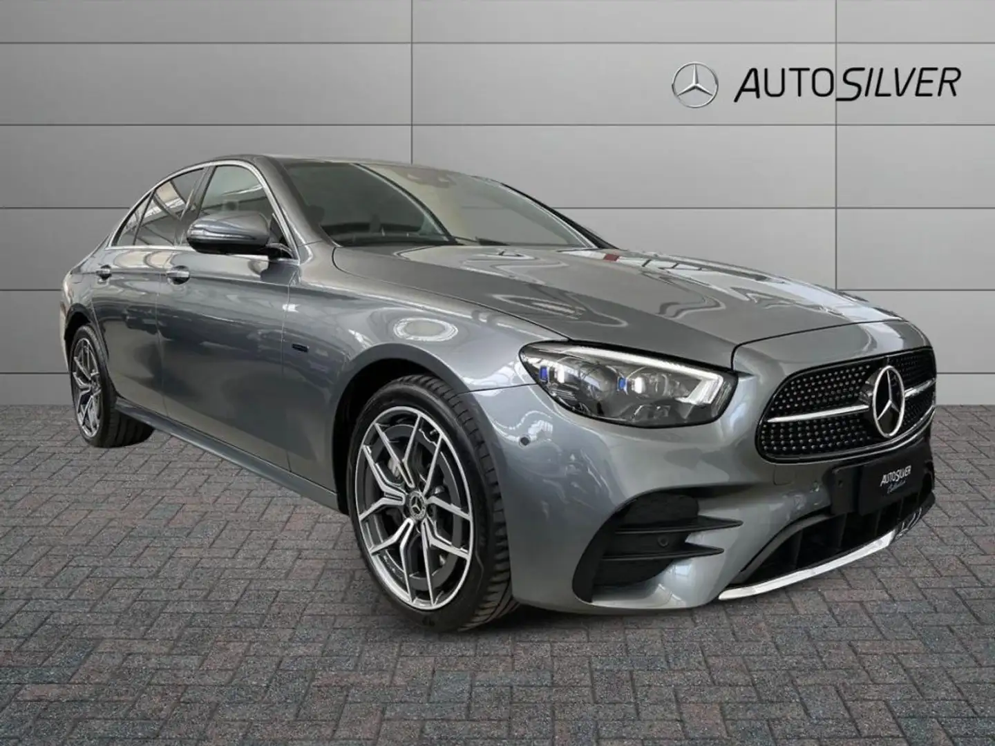 Mercedes-Benz E 300 de Auto EQ-Power Premium Grigio - 1
