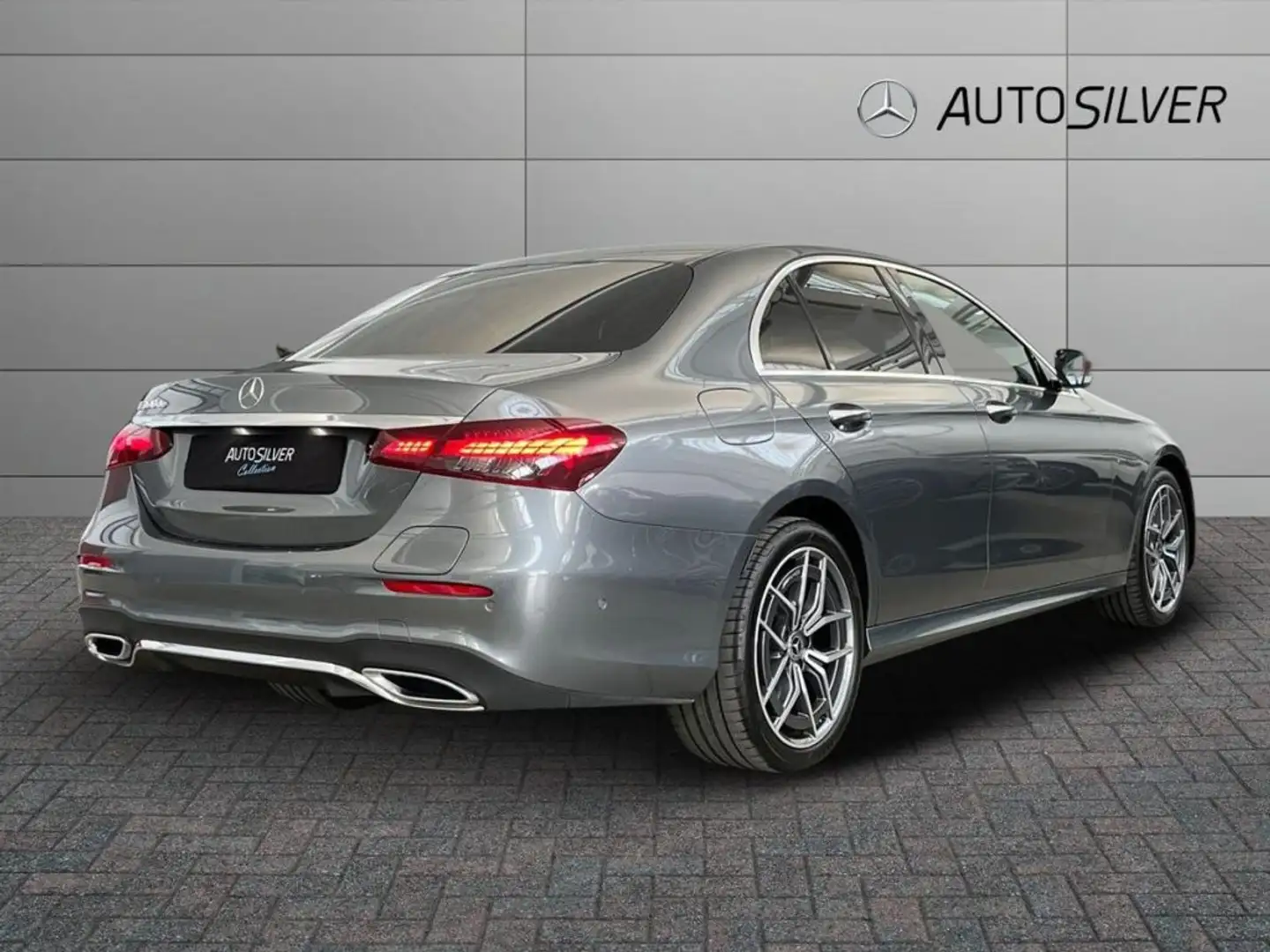 Mercedes-Benz E 300 de Auto EQ-Power Premium Grigio - 2