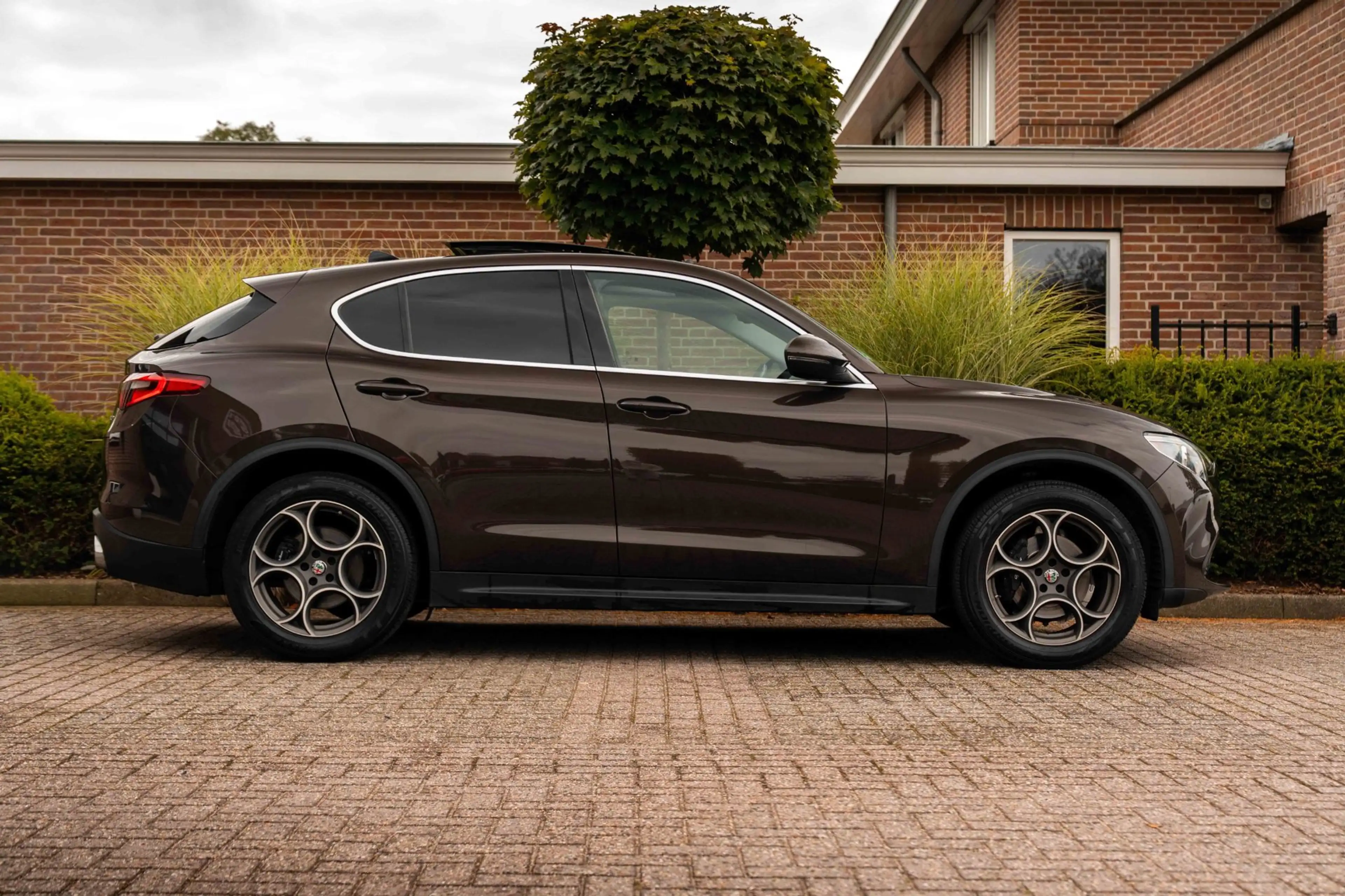 Alfa Romeo Stelvio 2.0 T AWD Super 280 PK Aut. ACC Schuifdak Harman K — photo 4