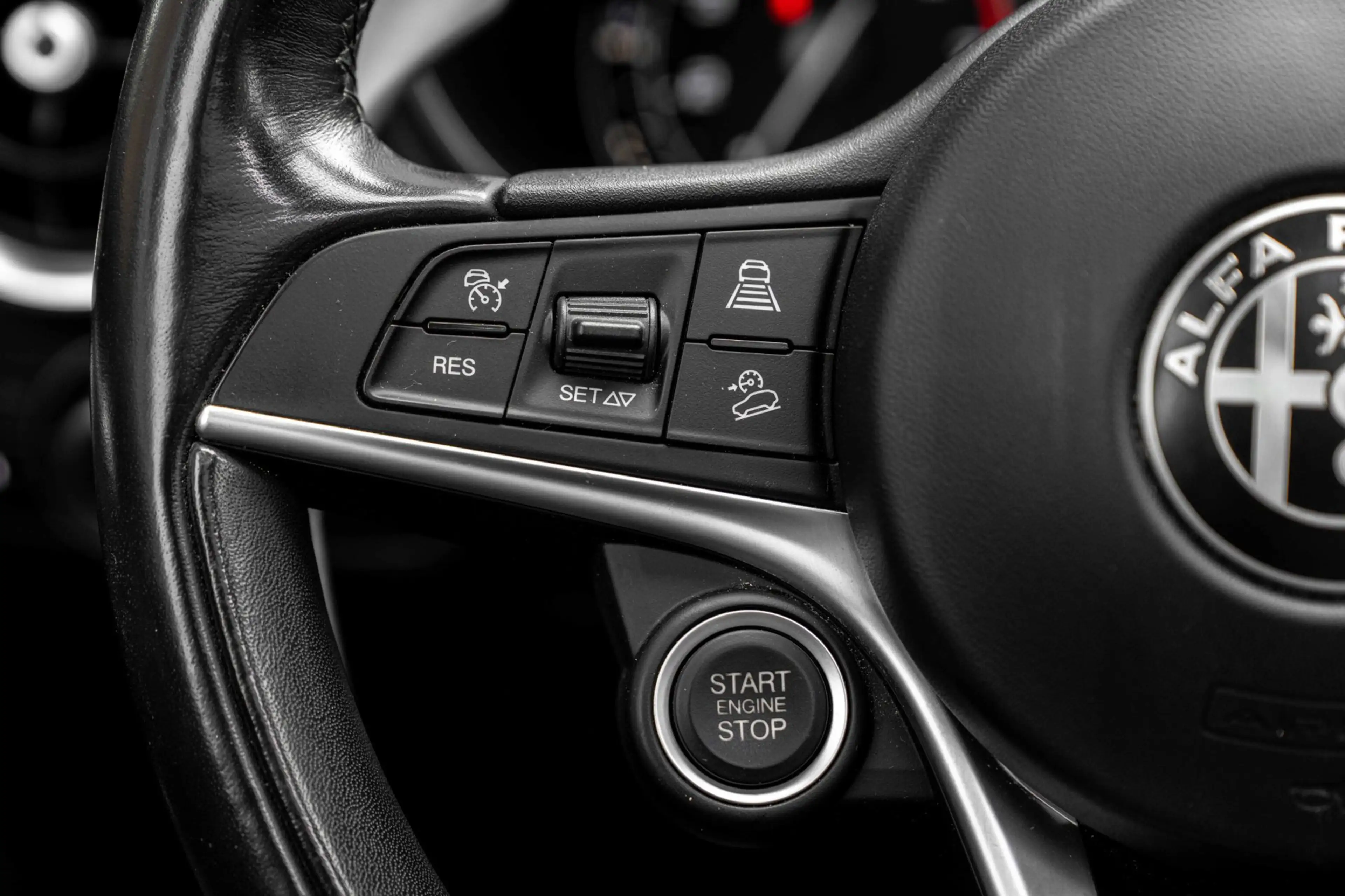 Alfa Romeo Stelvio 2.0 T AWD Super 280 PK Aut. ACC Schuifdak Harman K — photo 26