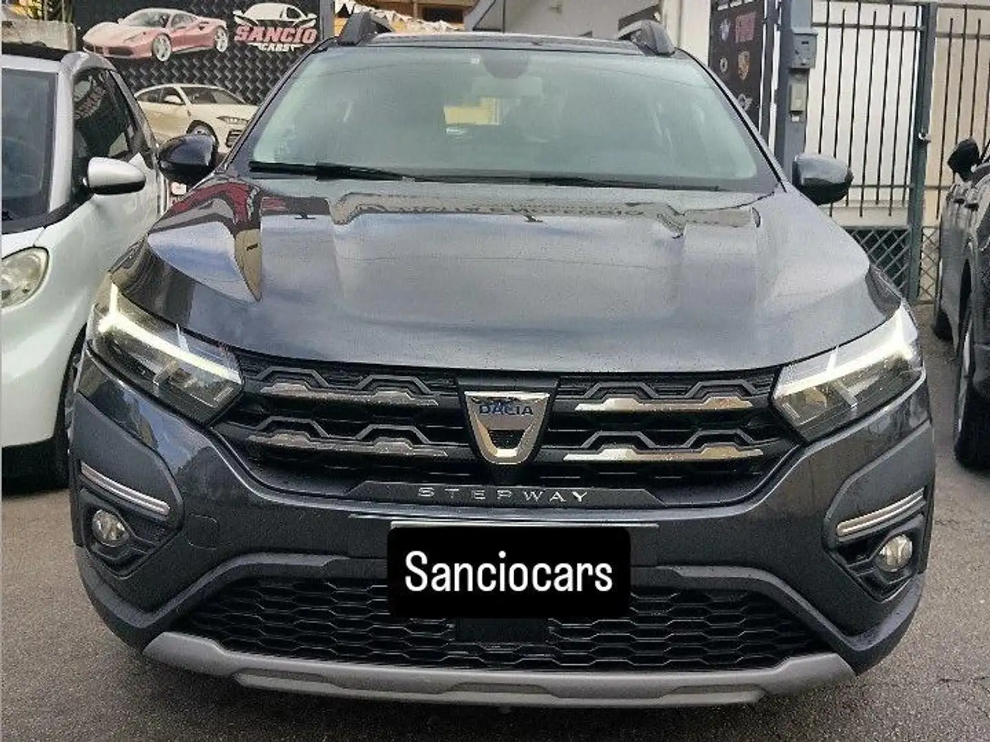 Dacia Sandero Sandero Stepway 2021 Stepway Essential Eco-g 100cv Grigio - 1