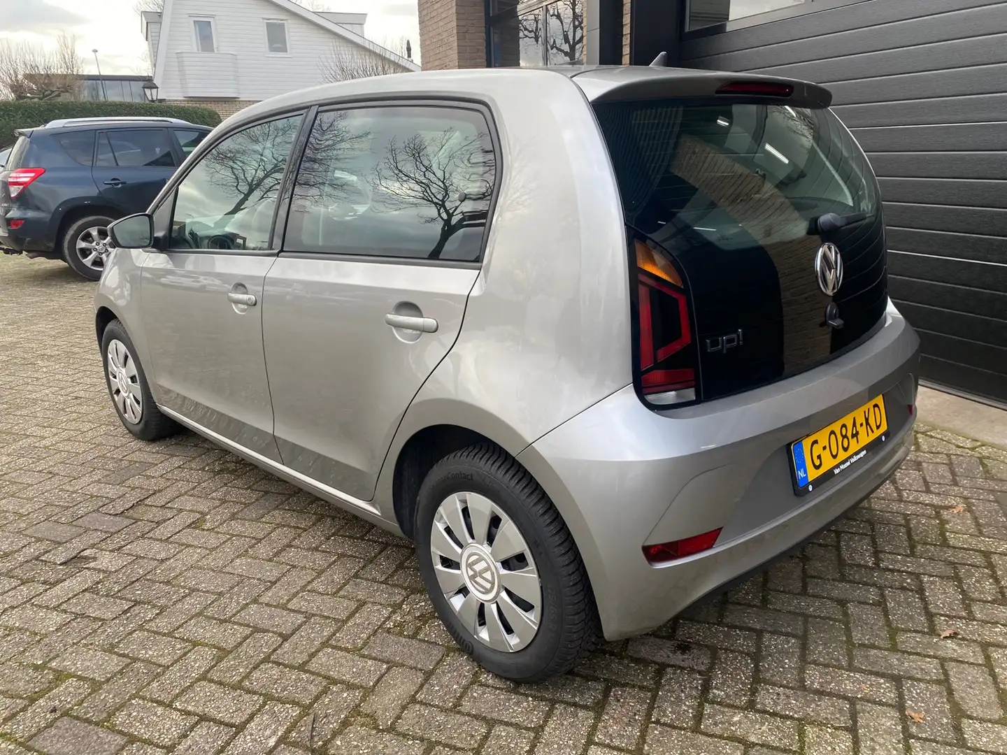 Volkswagen up! 1.0 BMT move up! Grijs - 2