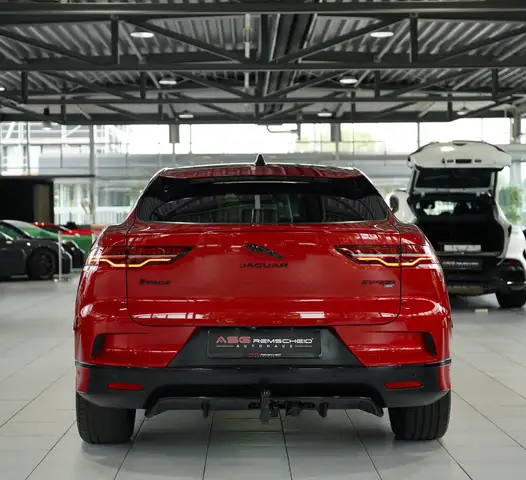 Jaguar I-Pace view 7