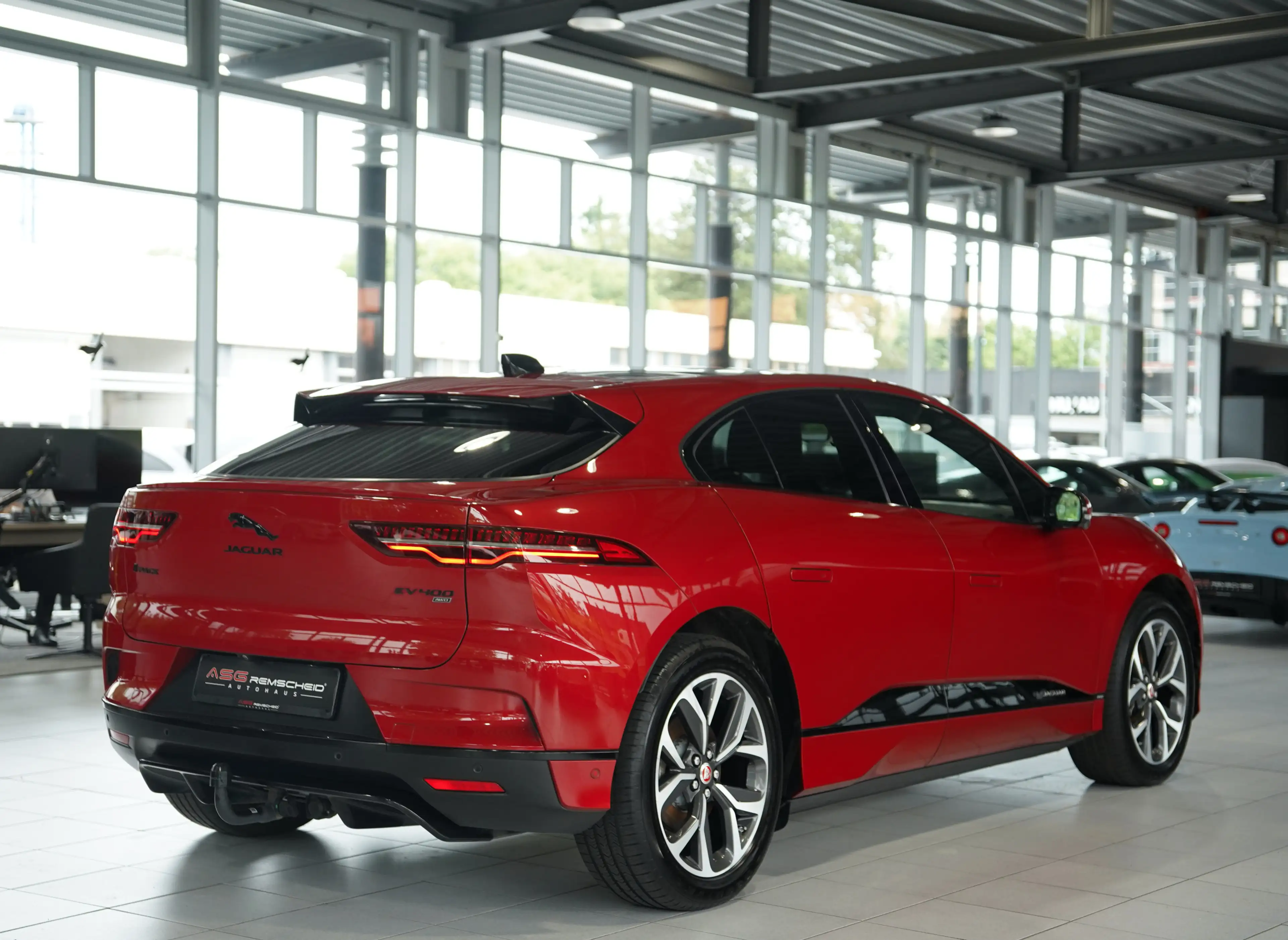 Jaguar I-Pace HSE EV 400 Black Pack *1.H *Pano *LUFT — photo 6