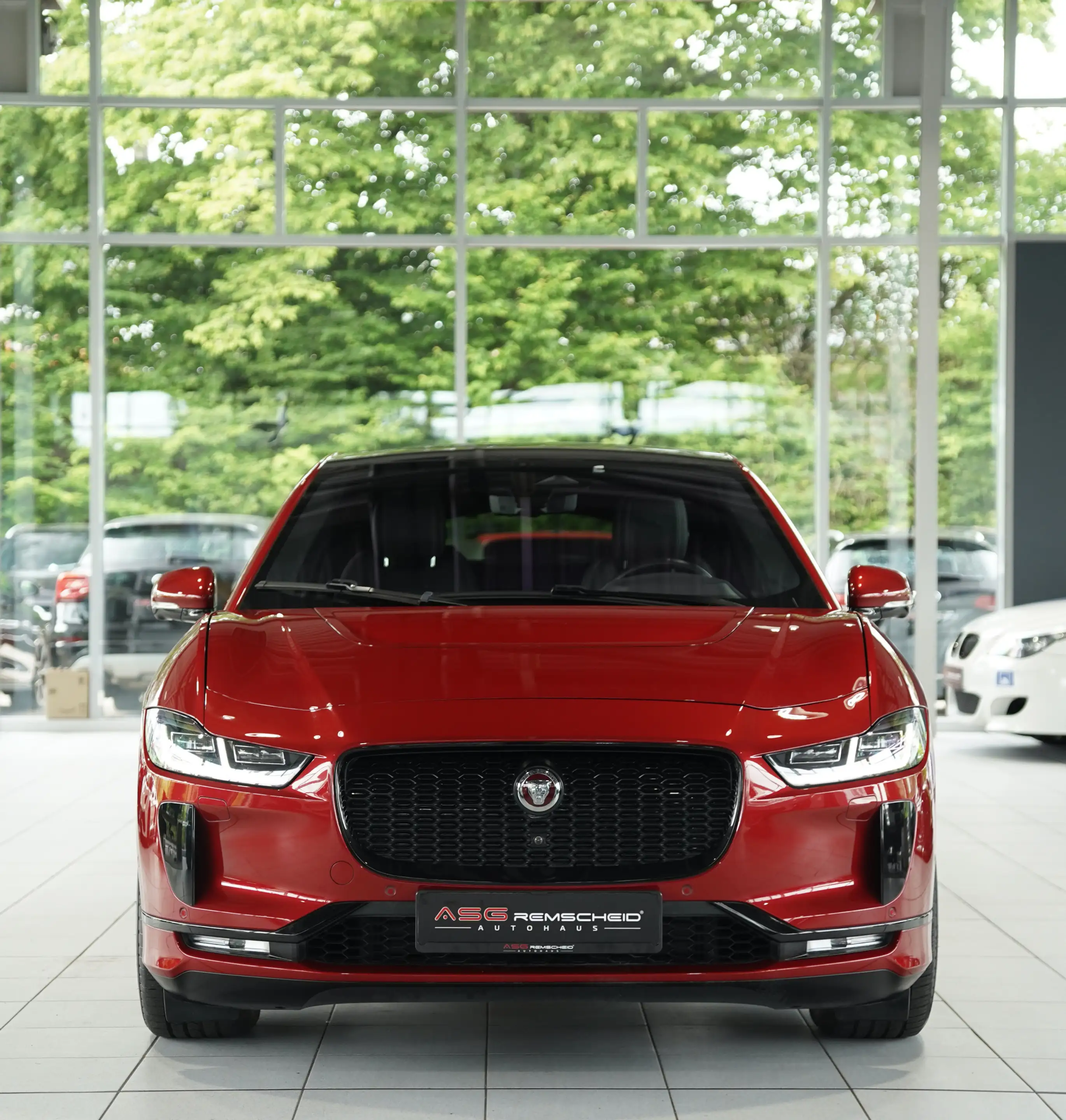Jaguar I-Pace HSE EV 400 Black Pack *1.H *Pano *LUFT — photo 3