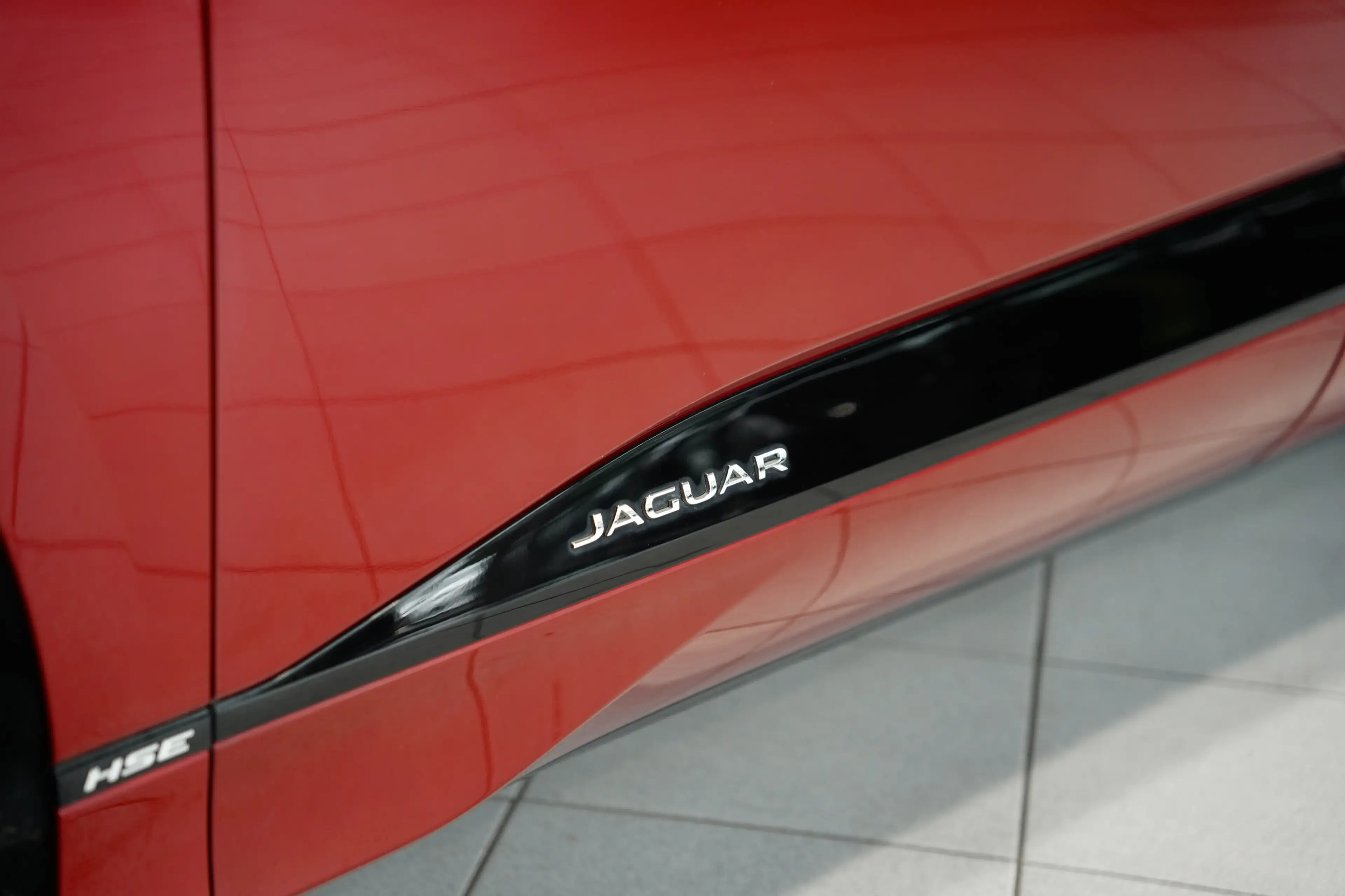 Jaguar I-Pace HSE EV 400 Black Pack *1.H *Pano *LUFT — photo 14