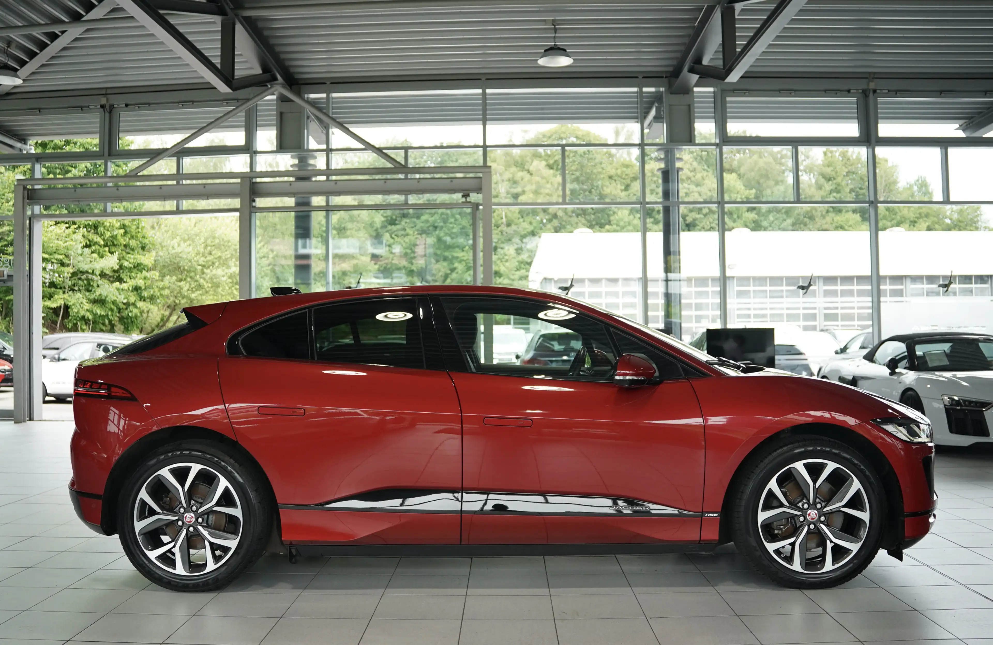 Jaguar I-Pace HSE EV 400 Black Pack *1.H *Pano *LUFT — photo 5