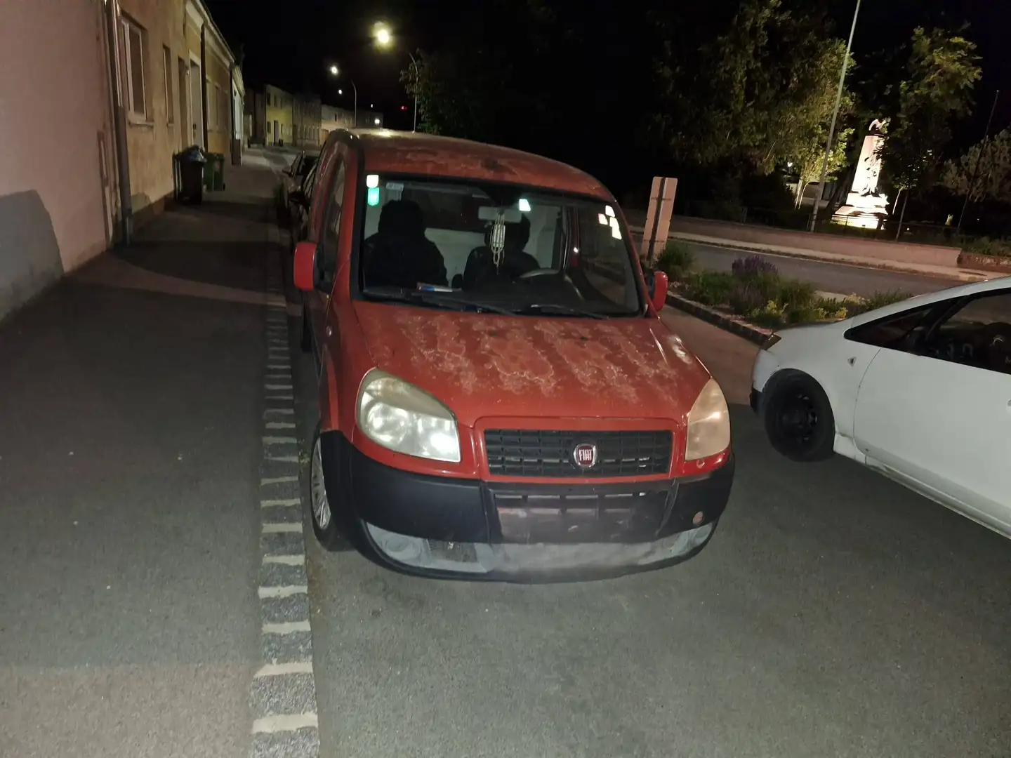 Fiat Doblo Doblo 1,9 Active JTD Active Rot - 1