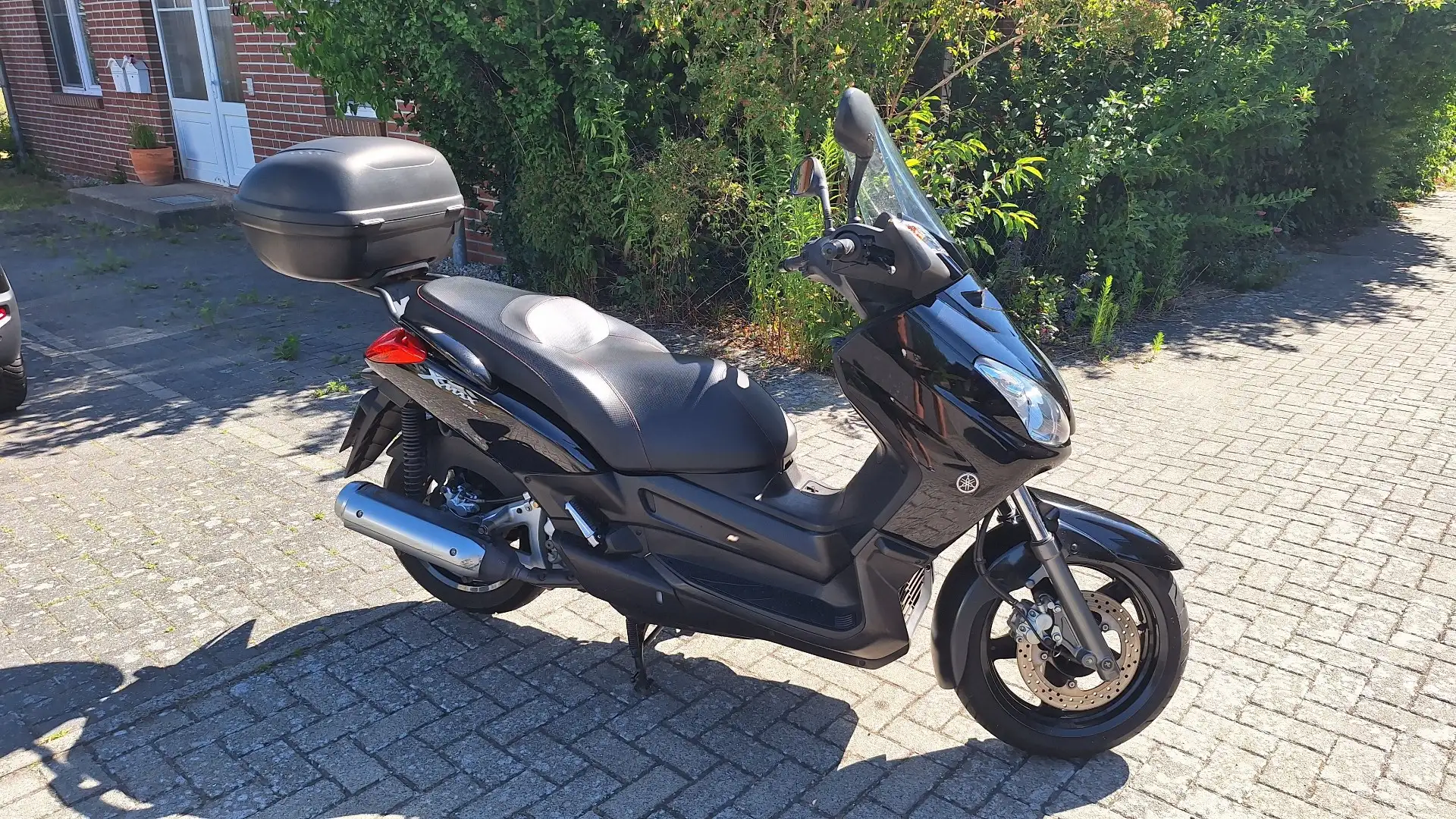 Yamaha X-Max 250 Noir - 1