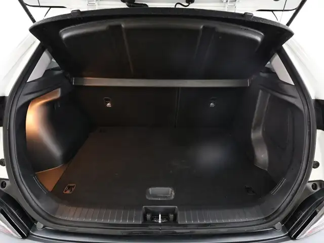 Hyundai Kona view 6