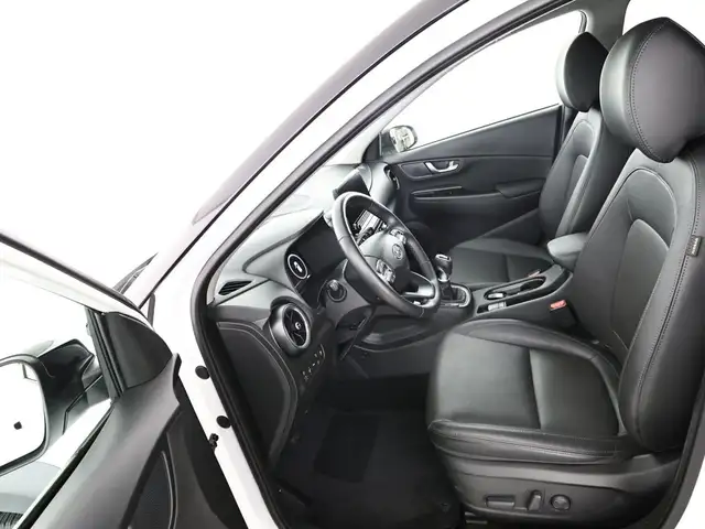 Hyundai Kona view 8