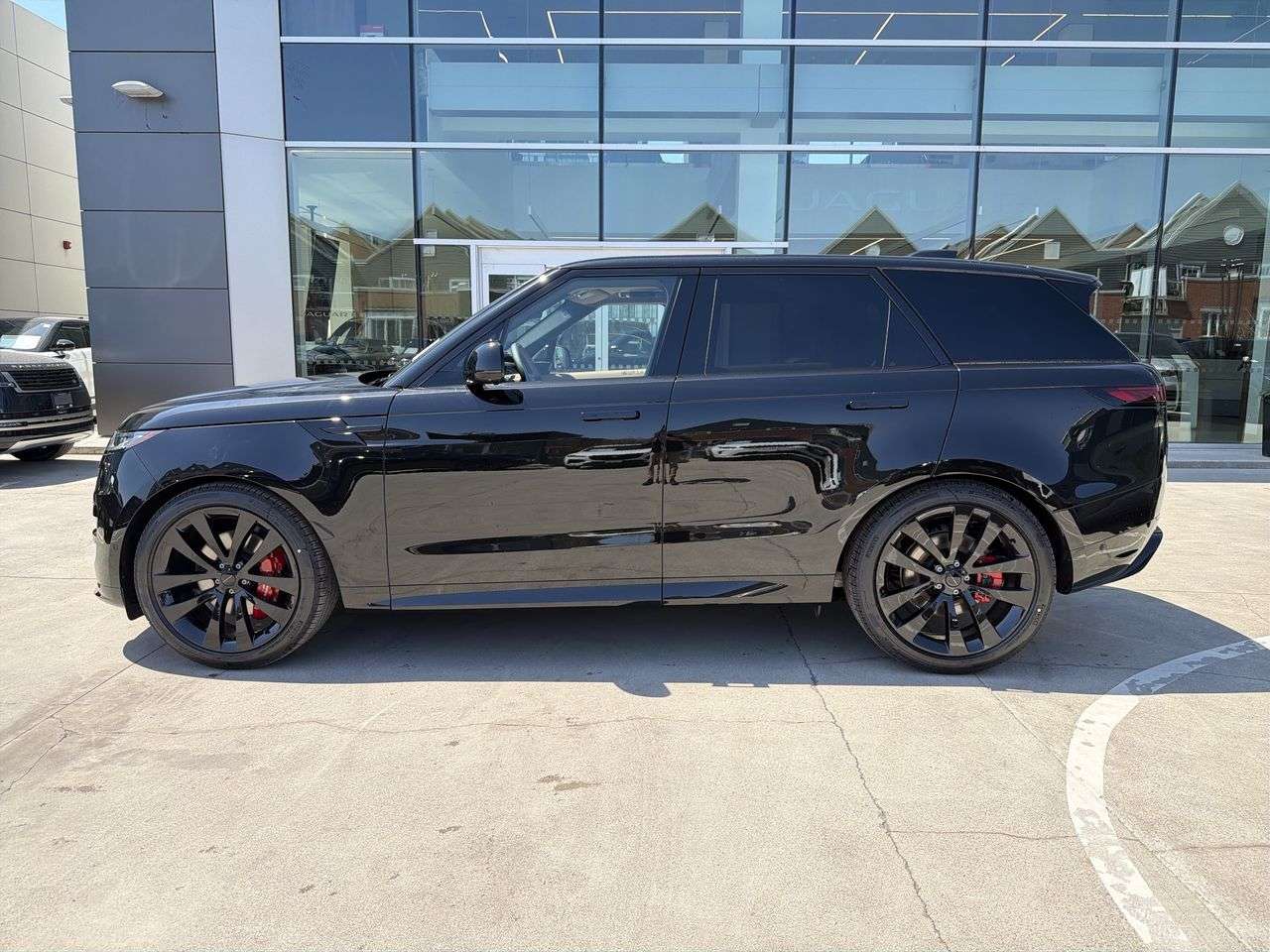 2026 Land Rover Range Rover Sport P400 Dynamic HSE alt 5