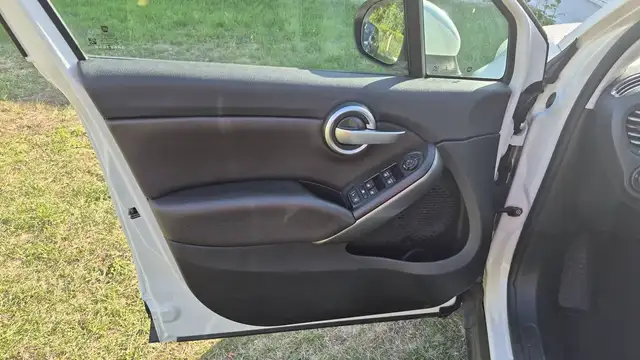 Fiat 500X view 7